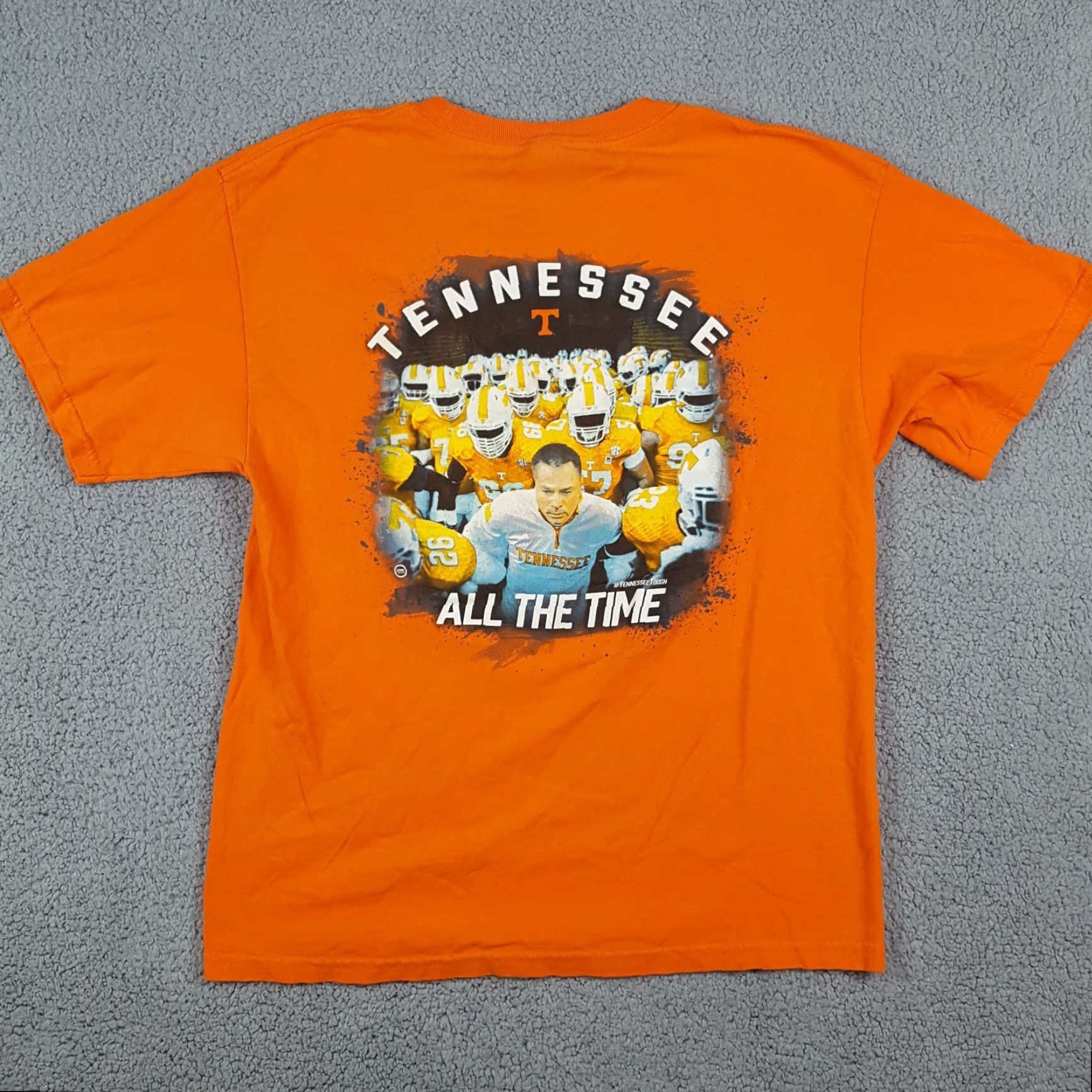 NCAA VINTAGE Tennessee Volunteers T-Shirt NCAA Football Retro 90s Y2K Men Large Orange Size US L / EU 52-54 / 3 - 4 Thumbnail