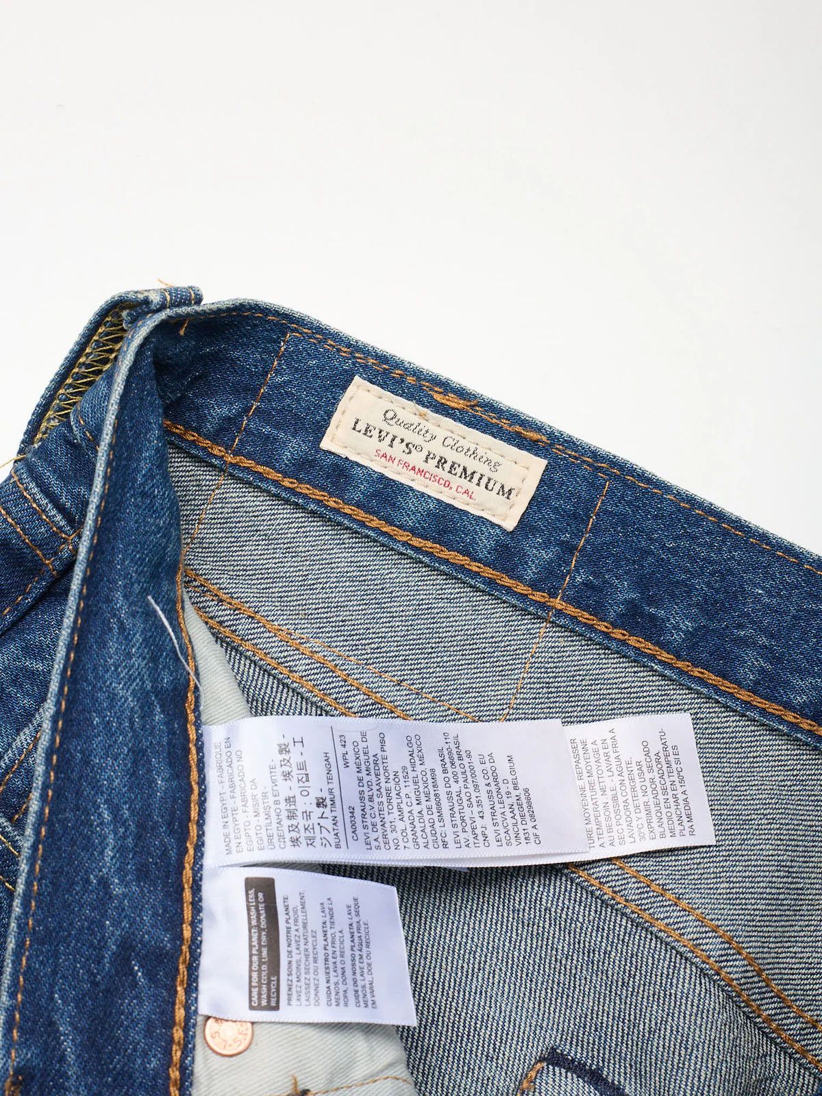 Levi's LEVI'S Premium 501 Distressed Blue Cotton Denim Jeans Size US 34 / EU 50 - 7 Thumbnail