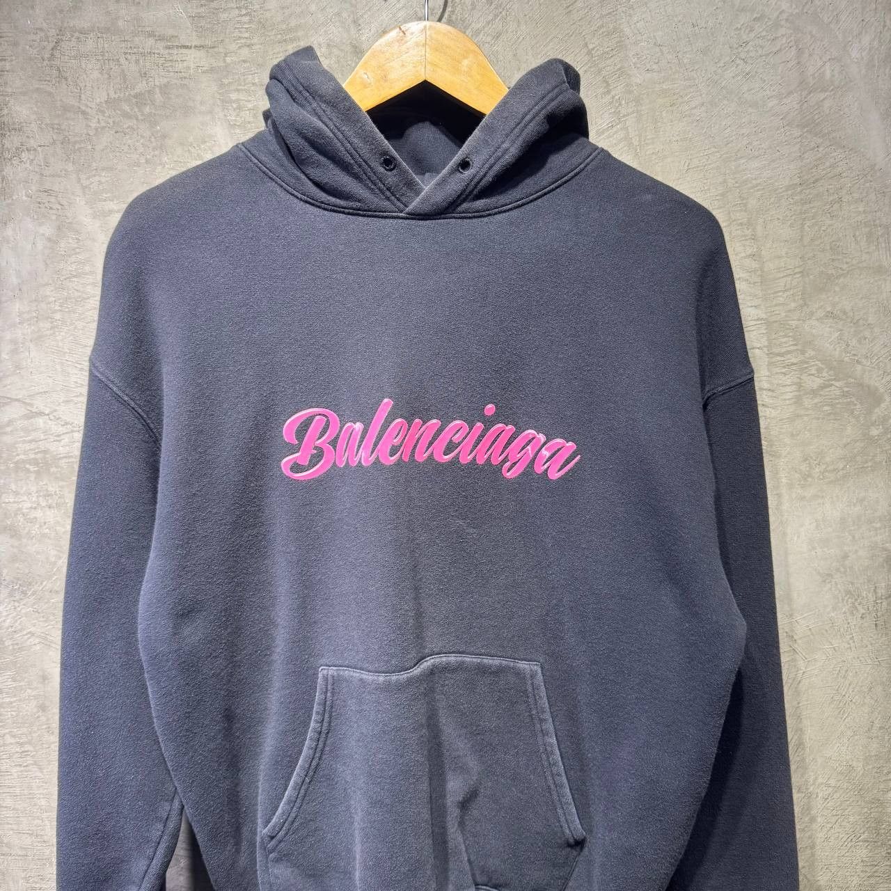 Balenciaga Balenciaga Barbie logo pull over hoodie Size US L / EU 52-54 / 3 - 3 Thumbnail
