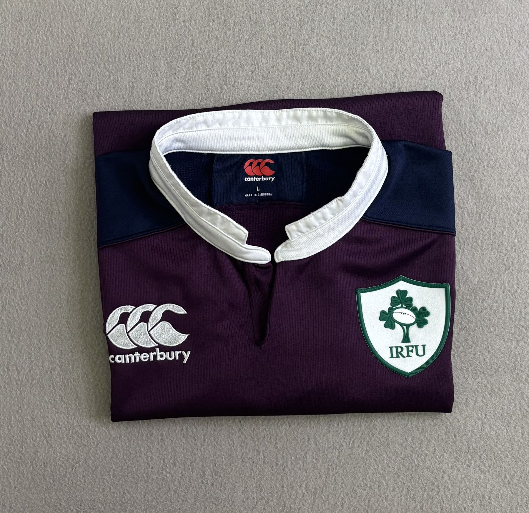 Canterbury of New Zealand Ireland Rugby 2016/2017 Canterbury Vodafone Vapodri+ Size US L / EU 52-54 / 3 - 18 Thumbnail