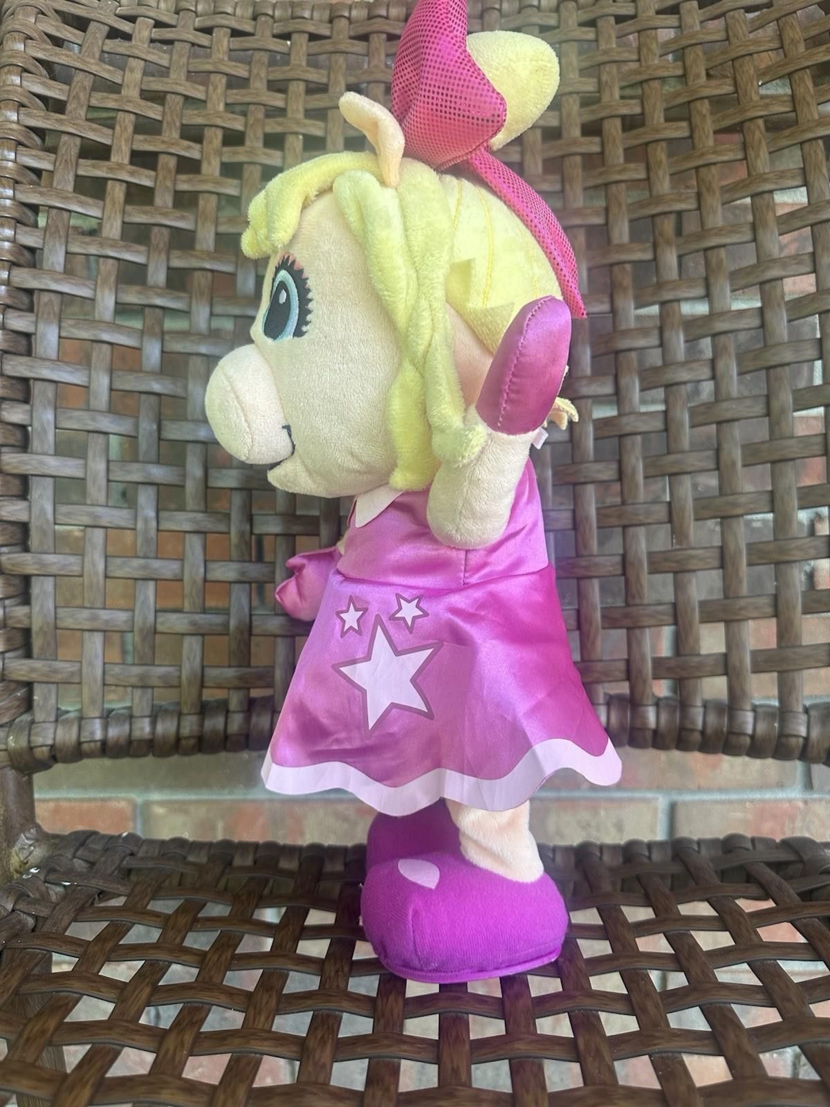Disney Jr Muppet Babies Miss Piggy Singing Dancing Talking Plush Size ONE SIZE - 2 Thumbnail
