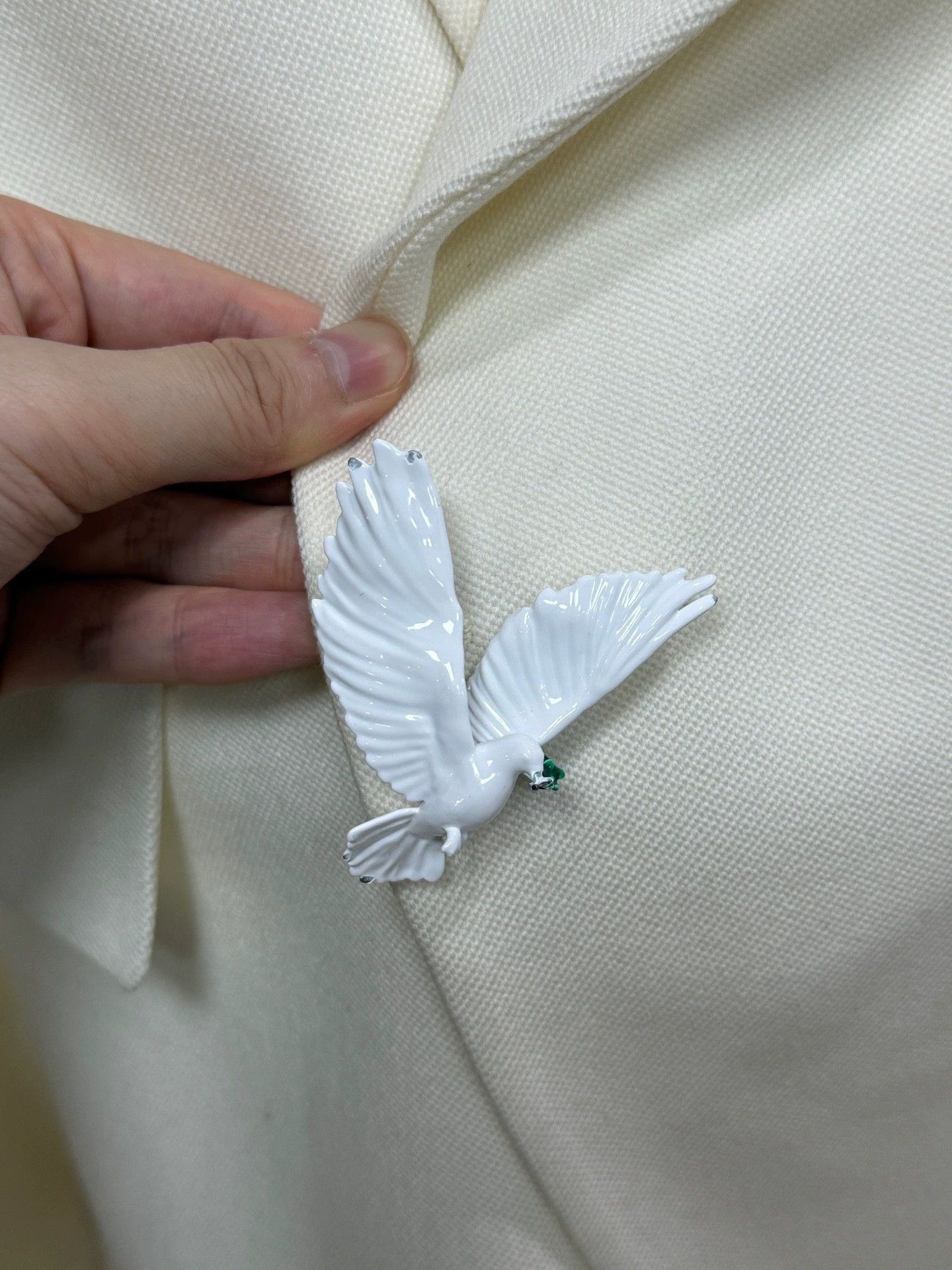 Louis Vuitton Louis Vuitton LV Dove Suit Jacket Size XL / US 12-14 / IT 48-50 - 3 Thumbnail