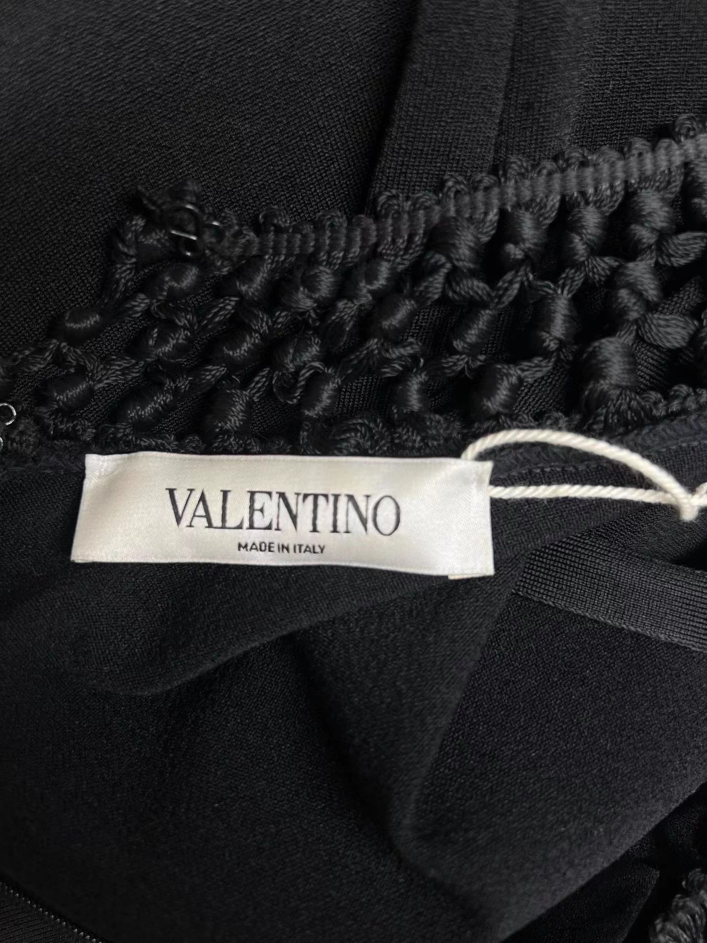 Valentino VALENTINO Neck Knit M Dress AC388 FS Size M / US 6-8 / IT 42-44 - 7 Thumbnail