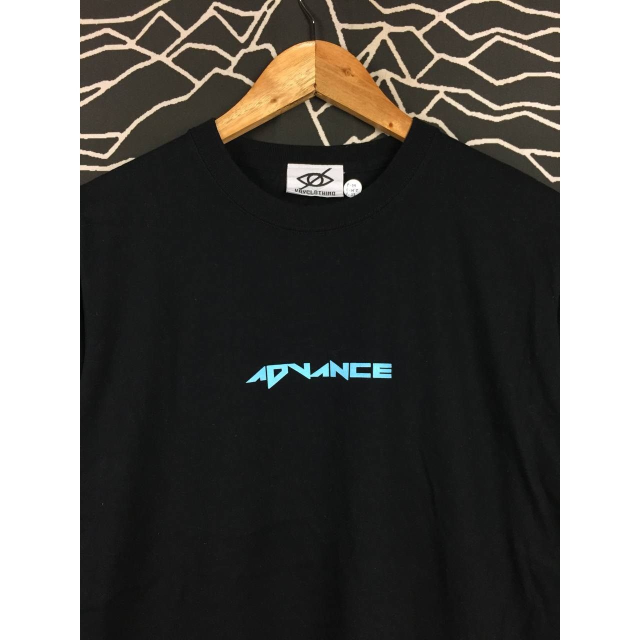 Japanese Brand Kryclothing Japanese Brand Kiss Rich Yack Long Sleeve Tee Size US M / EU 48-50 / 2 - 7 Thumbnail