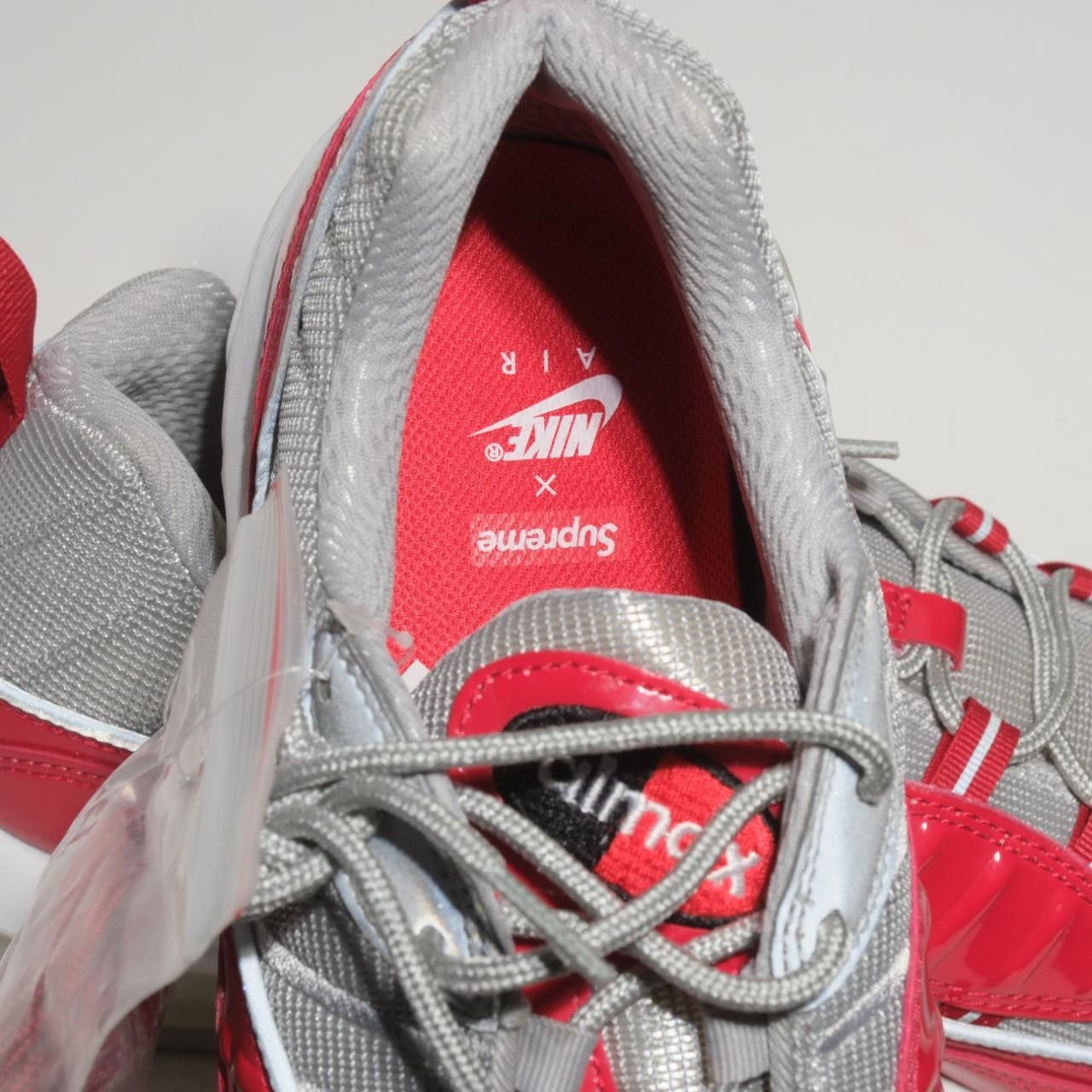 Nike × Supreme Supreme x Nike Air Max 98 'Varsity Red' 2016 Size US 12.5 / EU 45-46 - 3 Thumbnail