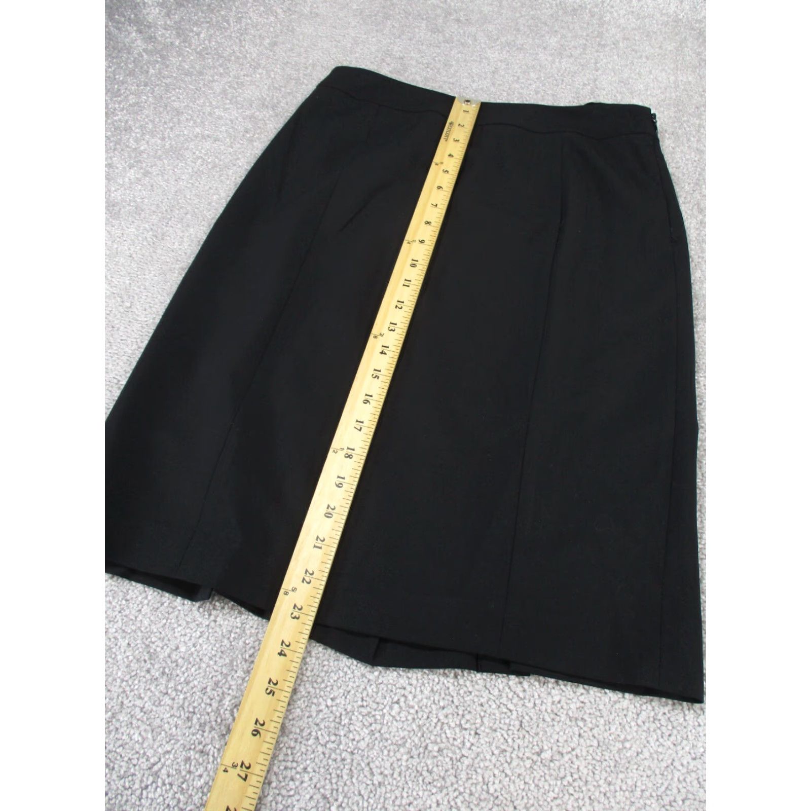 Vintage Lafayette 148 New York Skirt Womens 4 Black Wool Straight Knee Length Zipper Pencil Workwear & Casual Size 27" / US 4 / IT 40 - 4 Thumbnail