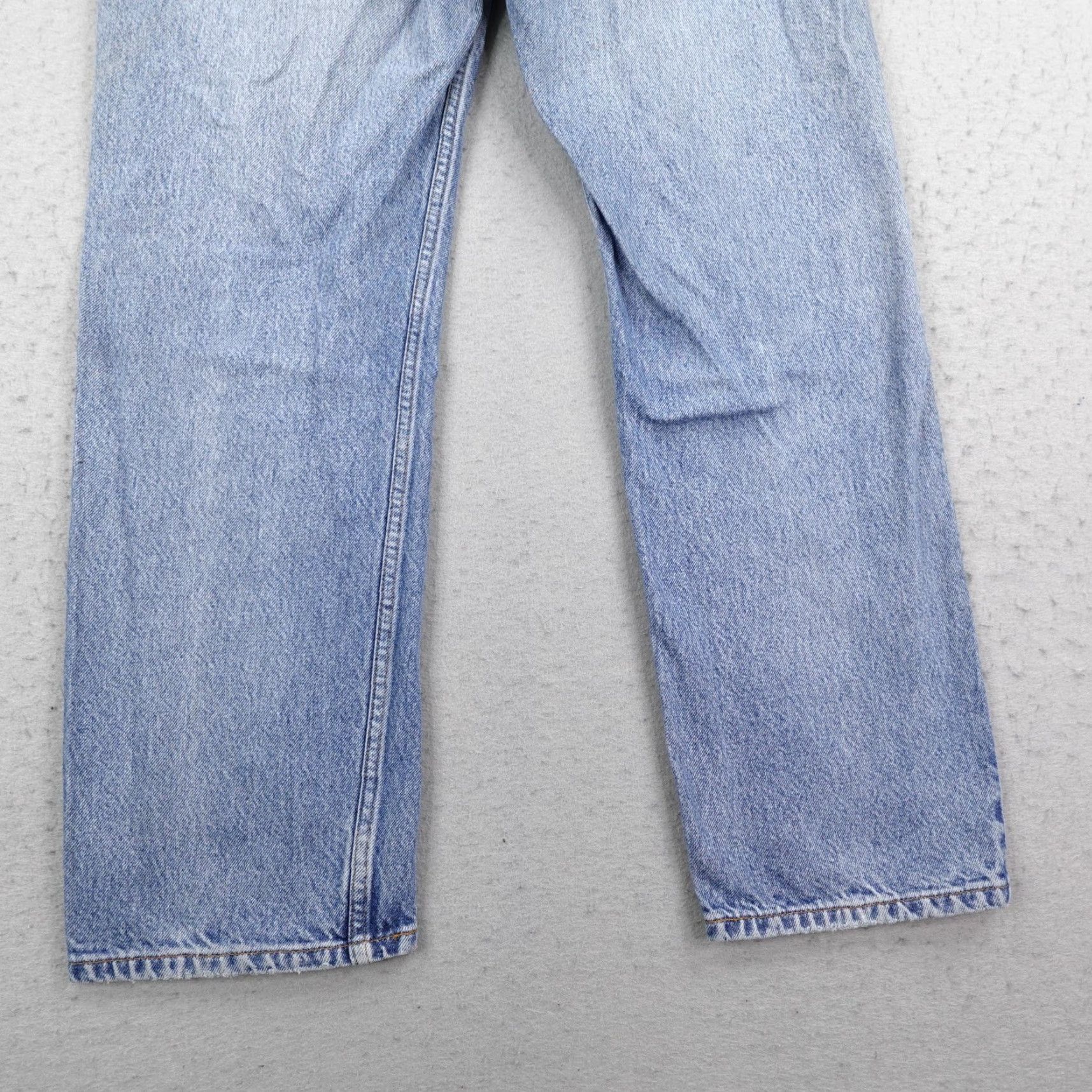 Levi's VINTAGE Levi's Jeans Mens 36x30 Blue Denim 505 Regular Straight Leg 90s USA Size US 36 / EU 52 - 6 Thumbnail