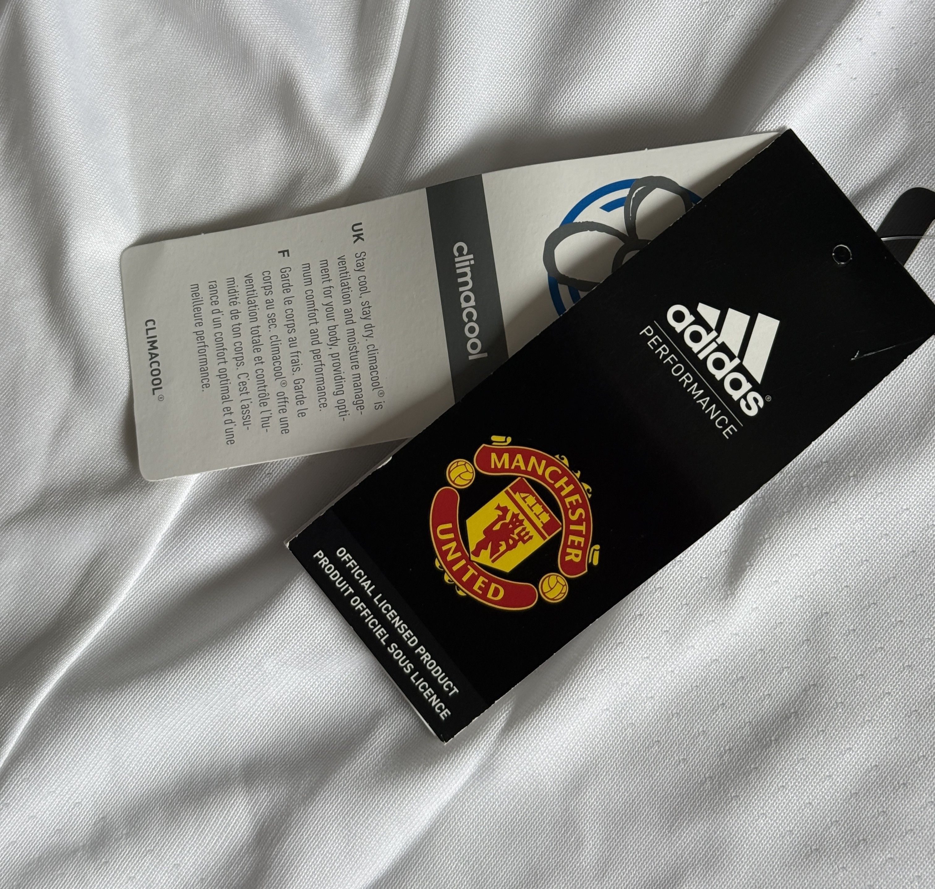 Adidas Manchester United 2015 2016 Football Jersey Shirt Adidas L Size US L / EU 52-54 / 3 - 6 Thumbnail