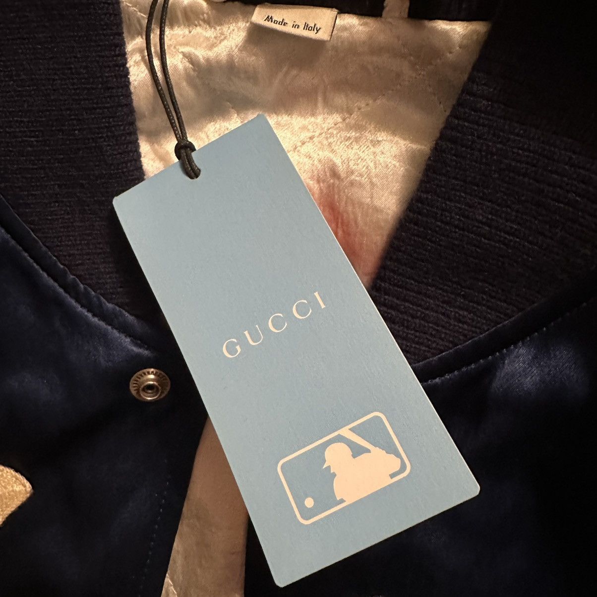 Gucci × Japanese Brand GUCCI New York Yankees Silk Bomber Size US S / EU 44-46 / 1 - 8 Thumbnail