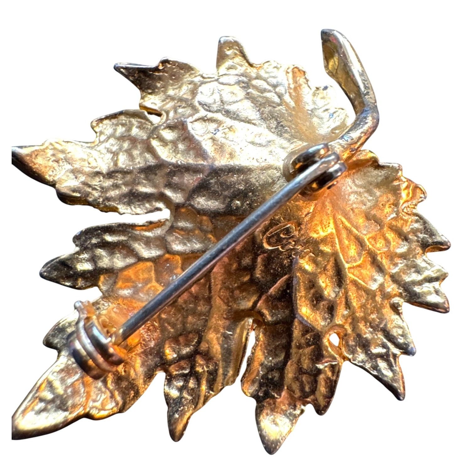 Designer × Vintage American Vintage CORO SIGNED Vintage Gold Tone Maple Leaf Fa Size ONE SIZE - 6 Thumbnail