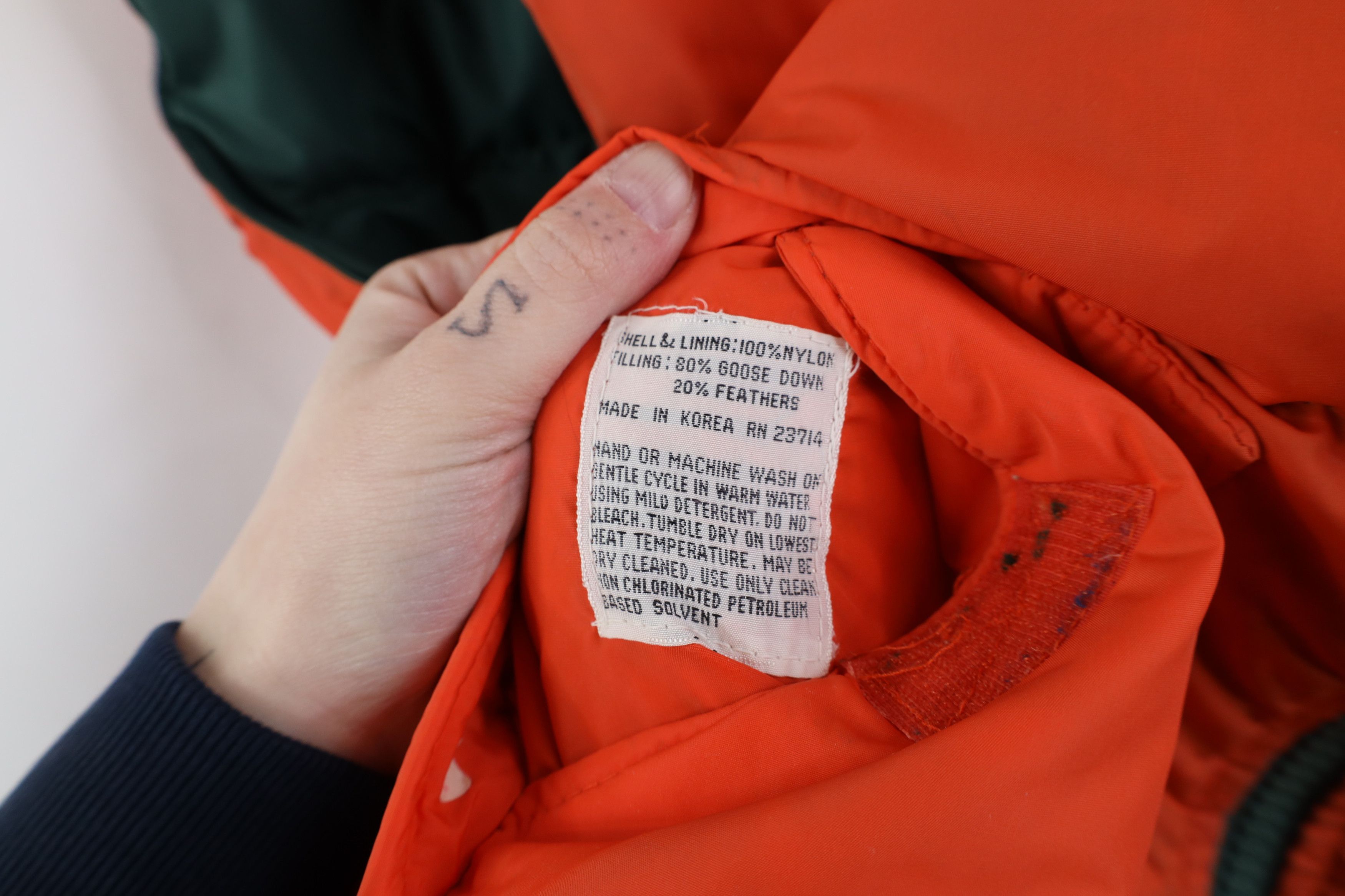 Vintage Vintage 70s Streetwear Reversible Duck Puffer Vest Jacket Size US M / EU 48-50 / 2 - 5 Thumbnail