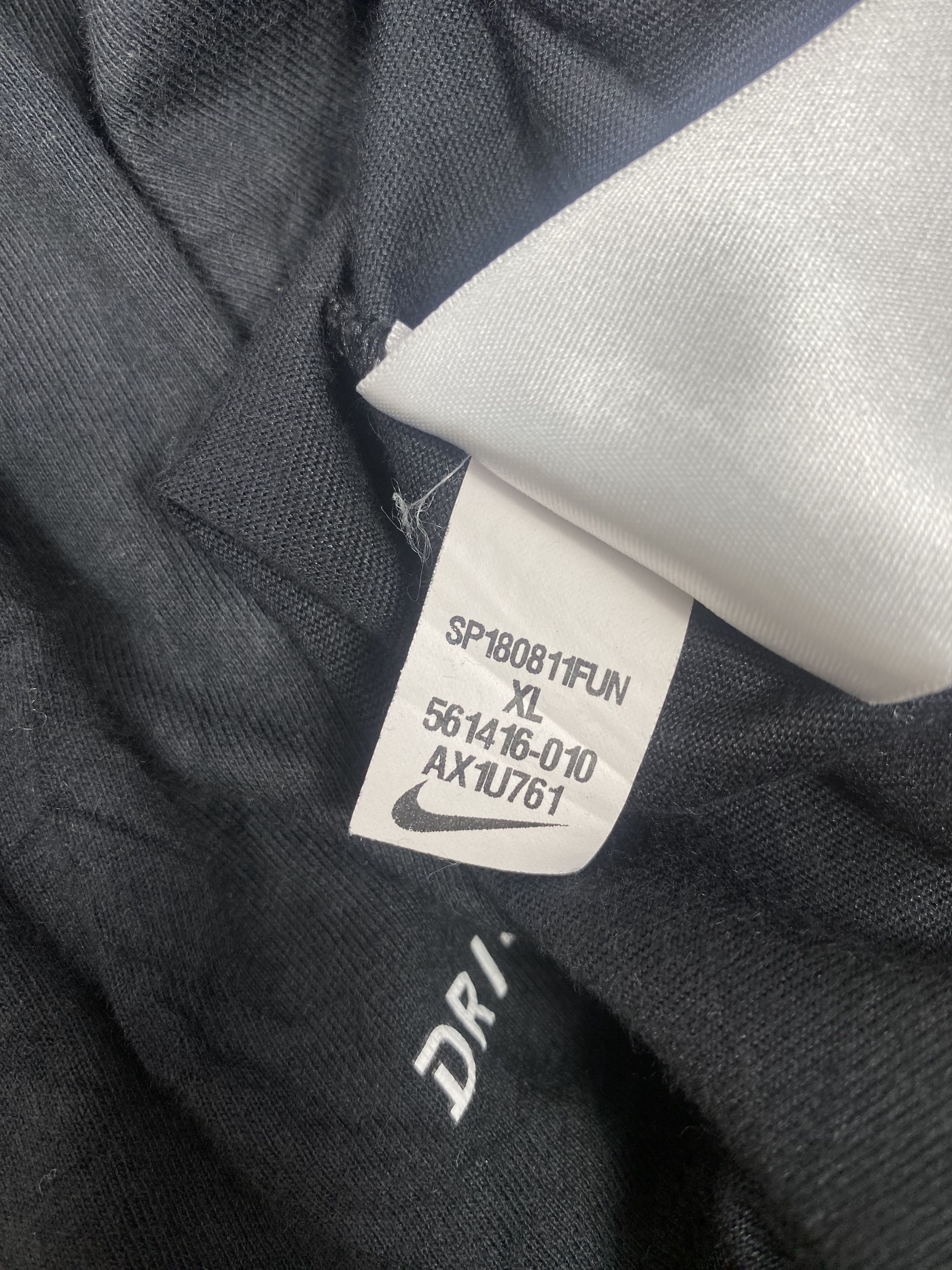Nike Nike Y2K Tee Big Logo Swoosh T-Shirts Size US XL / EU 56 / 4 - 8 Thumbnail