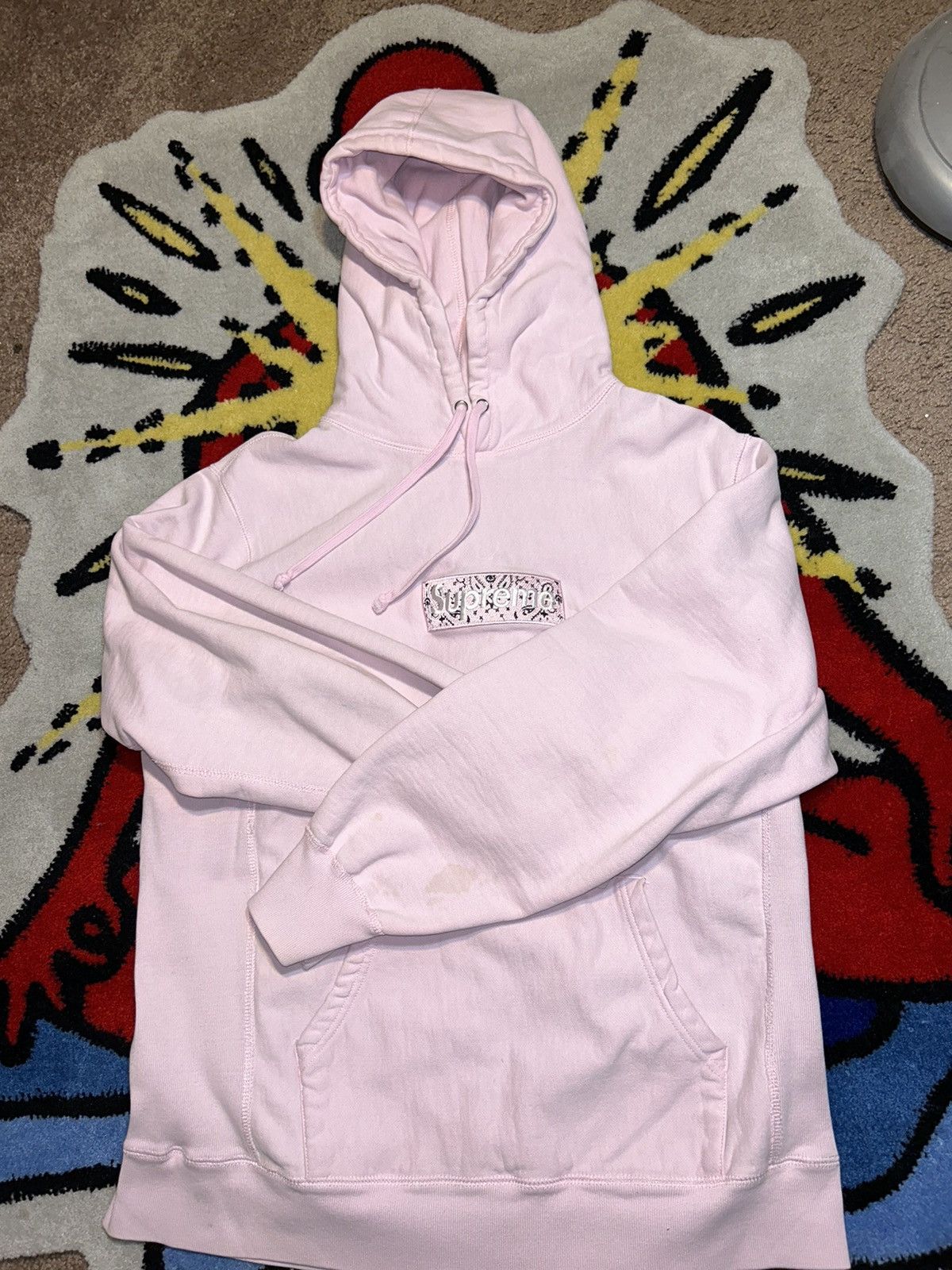 Pink bandana supreme discount hoodie