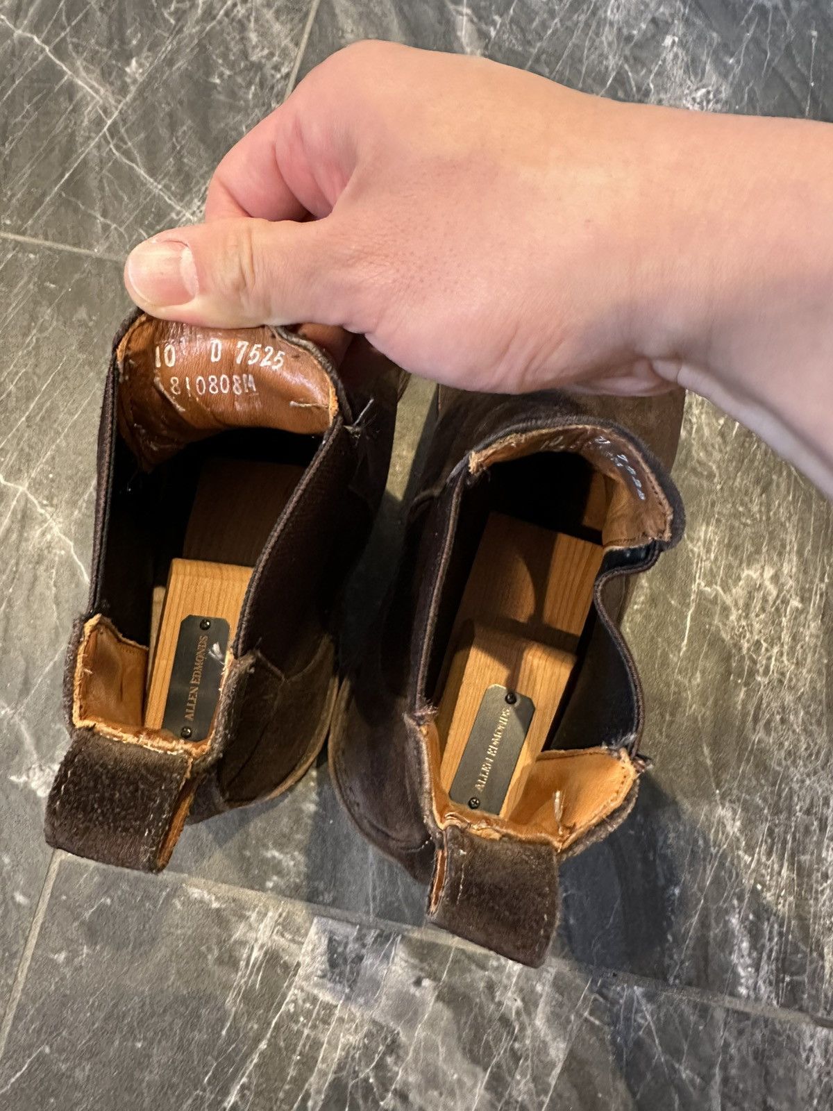 Allen Edmonds Suede Liverpool Chelsea Boots Size US 10 / EU 43 - 6 Thumbnail