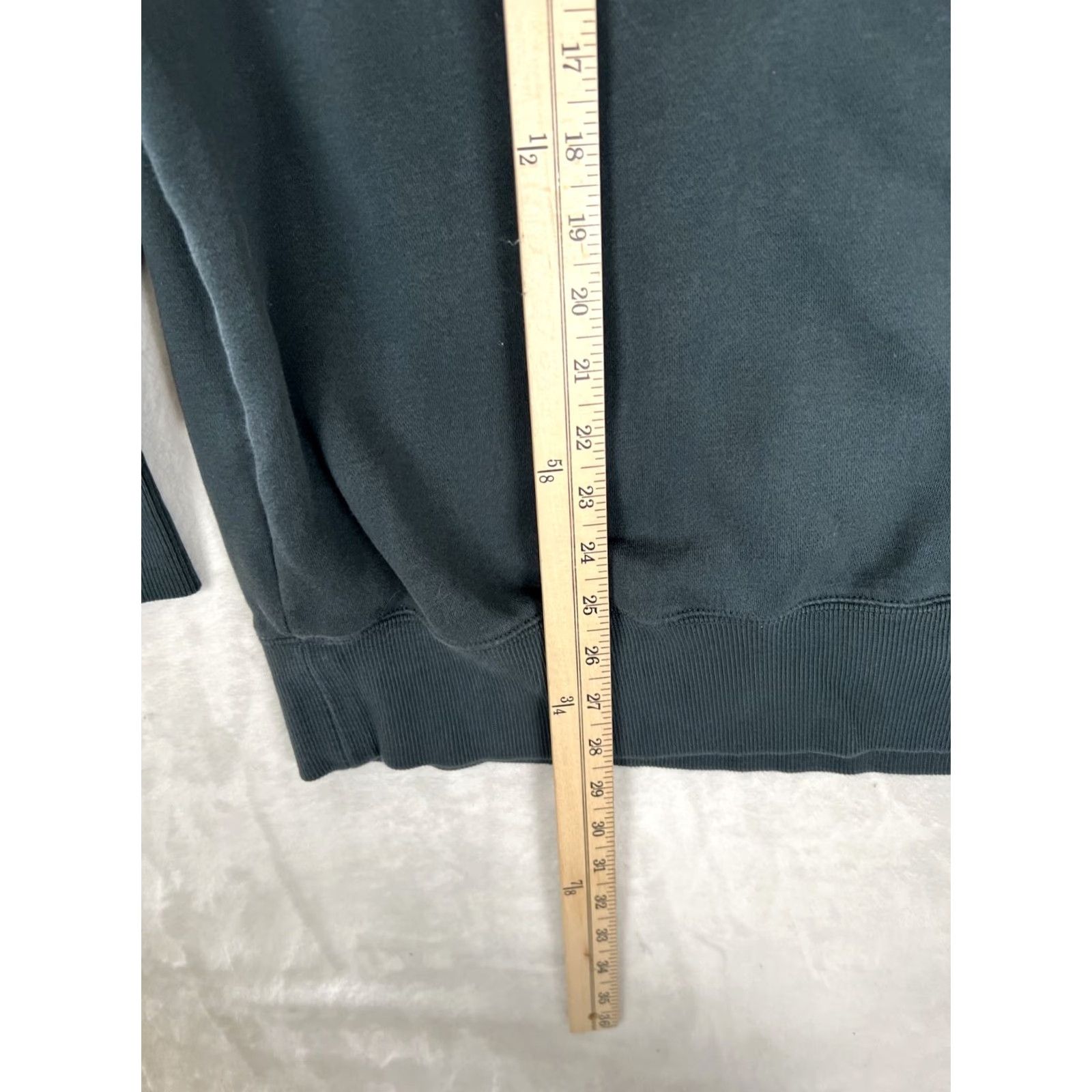 Nike Nike Center Swoosh Dark Gray Phoenix Fleece Crewneck Size 1X Women Sweatshirt Oversized Pullover Gym & Training Activewear Style Nike Sportswear Size XL / US 12-14 / IT 48-50 - 3 Thumbnail