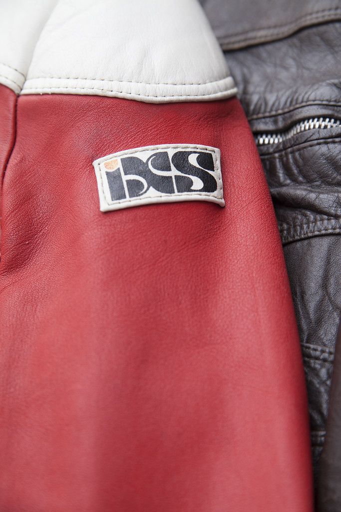 Vintage 1990's red leather biker jacket Size US S / EU 44-46 / 1 - 5 Thumbnail