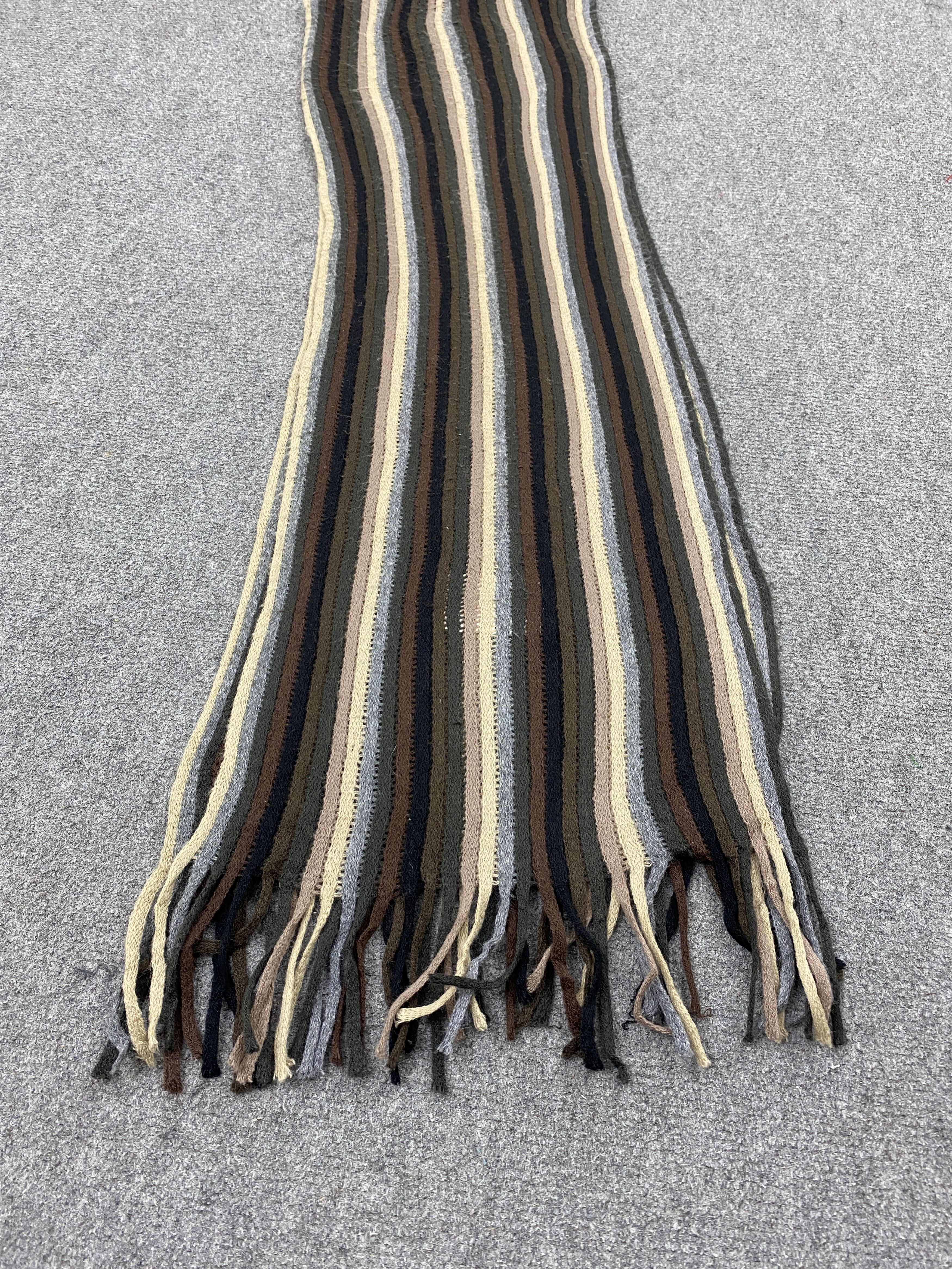 Benetton United Colors Of Benetton Scarf /Muffler /Neckwear - SC0053 Size ONE SIZE - 8 Thumbnail