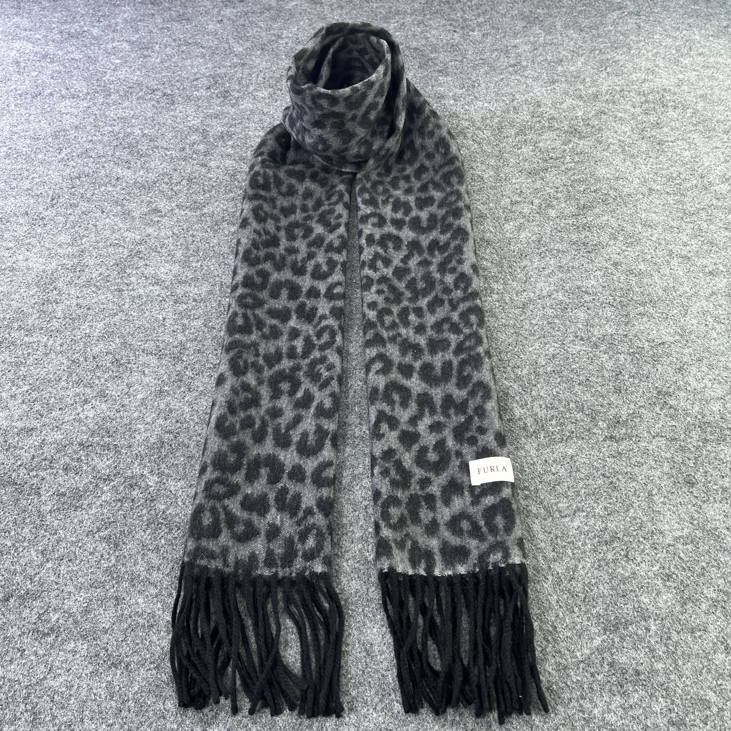 Vintage Vintage Leopard Design Scarf / Muffler / Neckwear T844 Size ONE SIZE - 1 Thumbnail