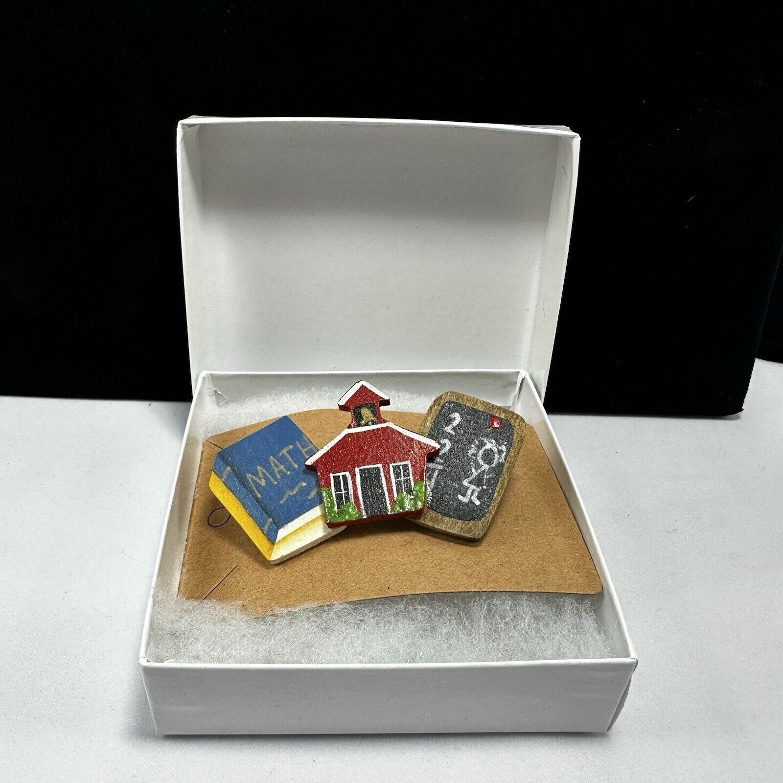 Other Teacher Brooch Pin Button Appreciation Gift School House Size ONE SIZE - 6 Thumbnail