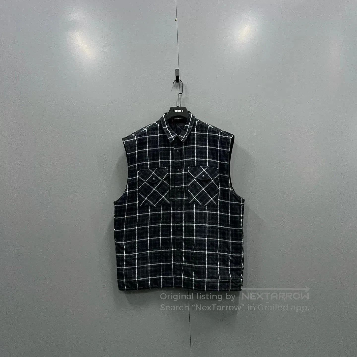 Balenciaga patterned color. Size US M / EU 48-50 / 2 - 1 Thumbnail