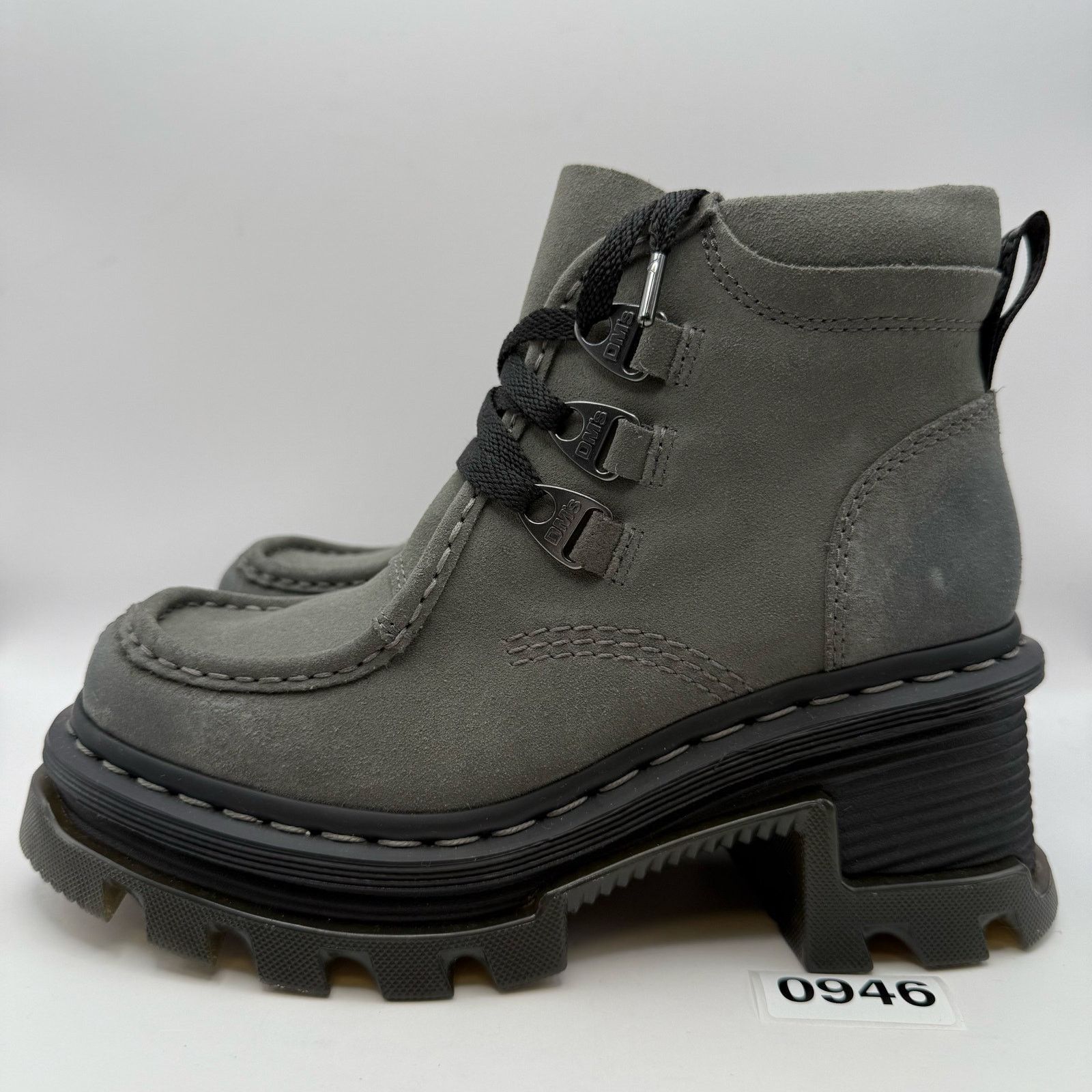 Dr. Martens DR MARTENS WOMEN'S 6 WAXY SUEDE CORRAN 3 EYE PLATFOM BOOTS Size US 6 / IT 36 - 2 Thumbnail