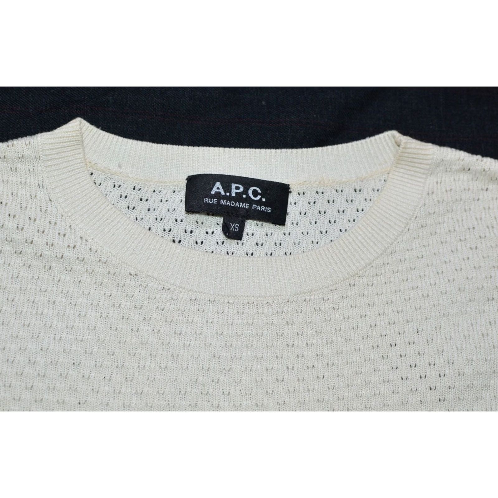 A.P.C. A.P.C. Rue Madam Paris Rayon Pullover Top Wmns XS White Blouse Pullover Open to offers Mens Womens Girls Boys Size XS / US 0-2 / IT 36-38 - 3 Thumbnail