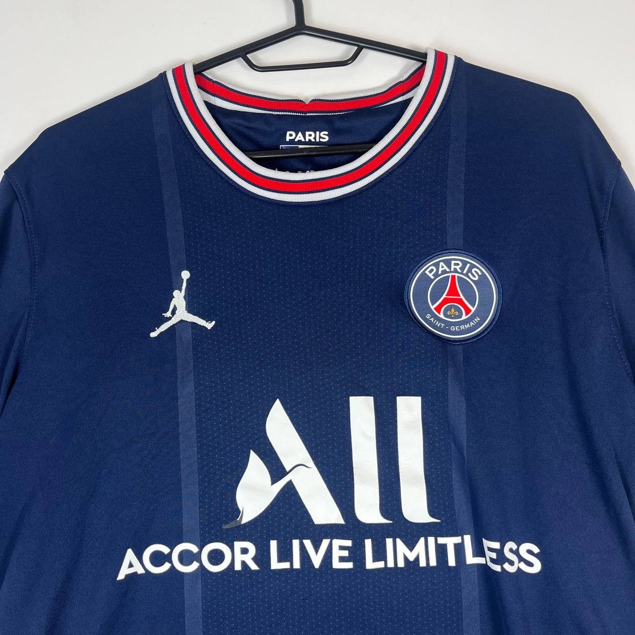 Jordan Brand Nike Jordan Paris Saint-Germain 2021/22 Home Football Size L Size US L / EU 52-54 / 3 - 2 Thumbnail