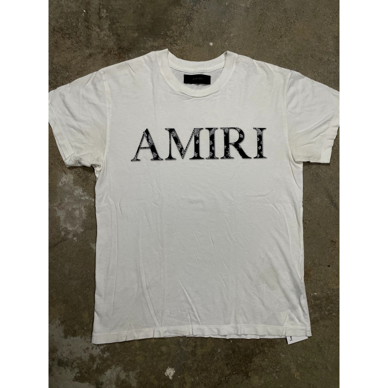 Amiri Amiri Tee White Black Bandana Logo Used XS Size US XS / EU 42 / 0 - 1 Thumbnail
