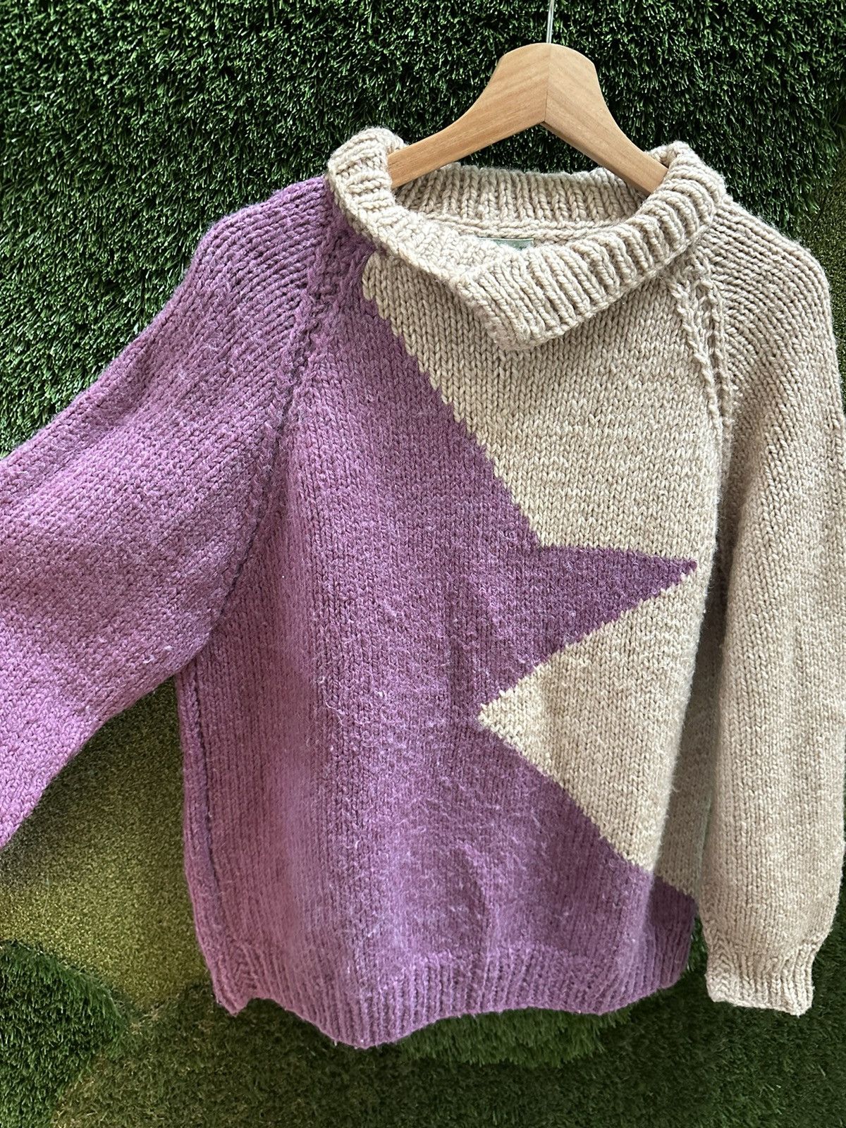 Vintage Vintage Yoda Silhouette Handmade Sweater Large Size US L / EU 52-54 / 3 - 4 Thumbnail