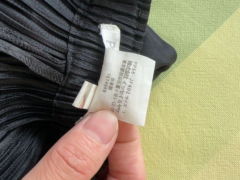 Issey Miyake Issey Miyake size:1 Black pleated pants Size 42" / US 20 - 3 Thumbnail