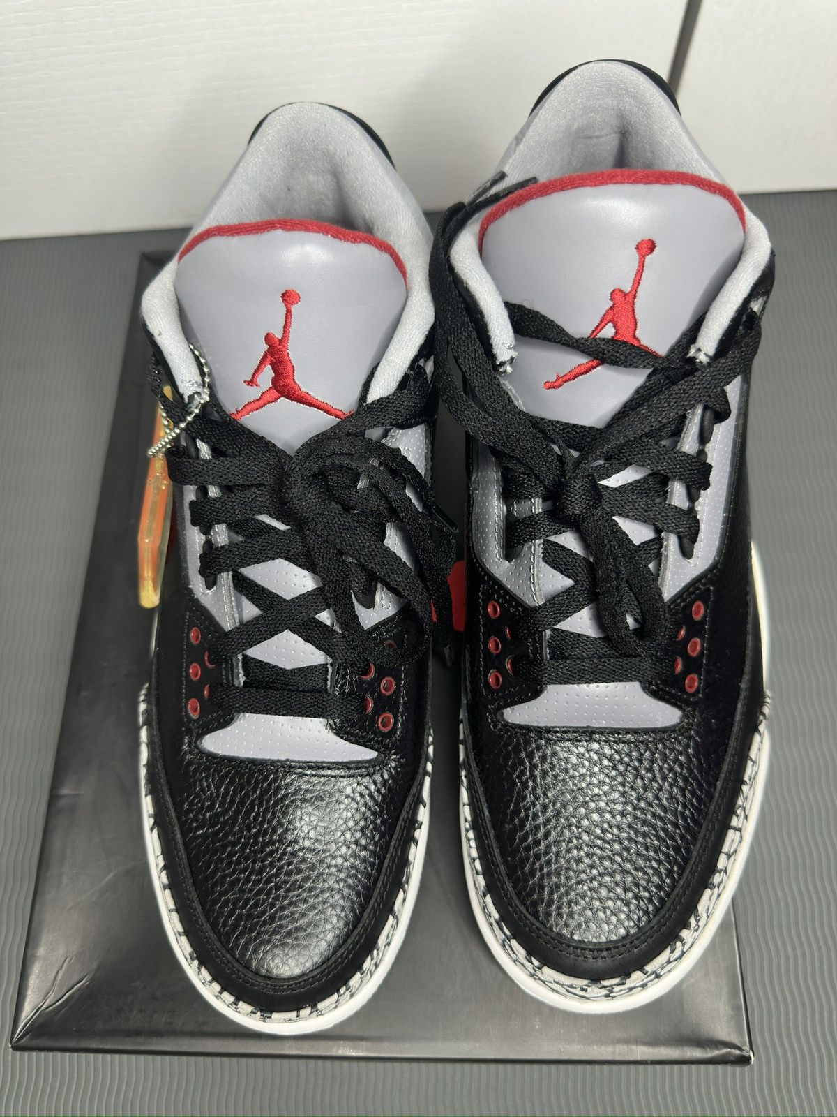 Jordan Brand 2011 Air Jordan 3 black cement Size US 10 / EU 43 - 7 Thumbnail