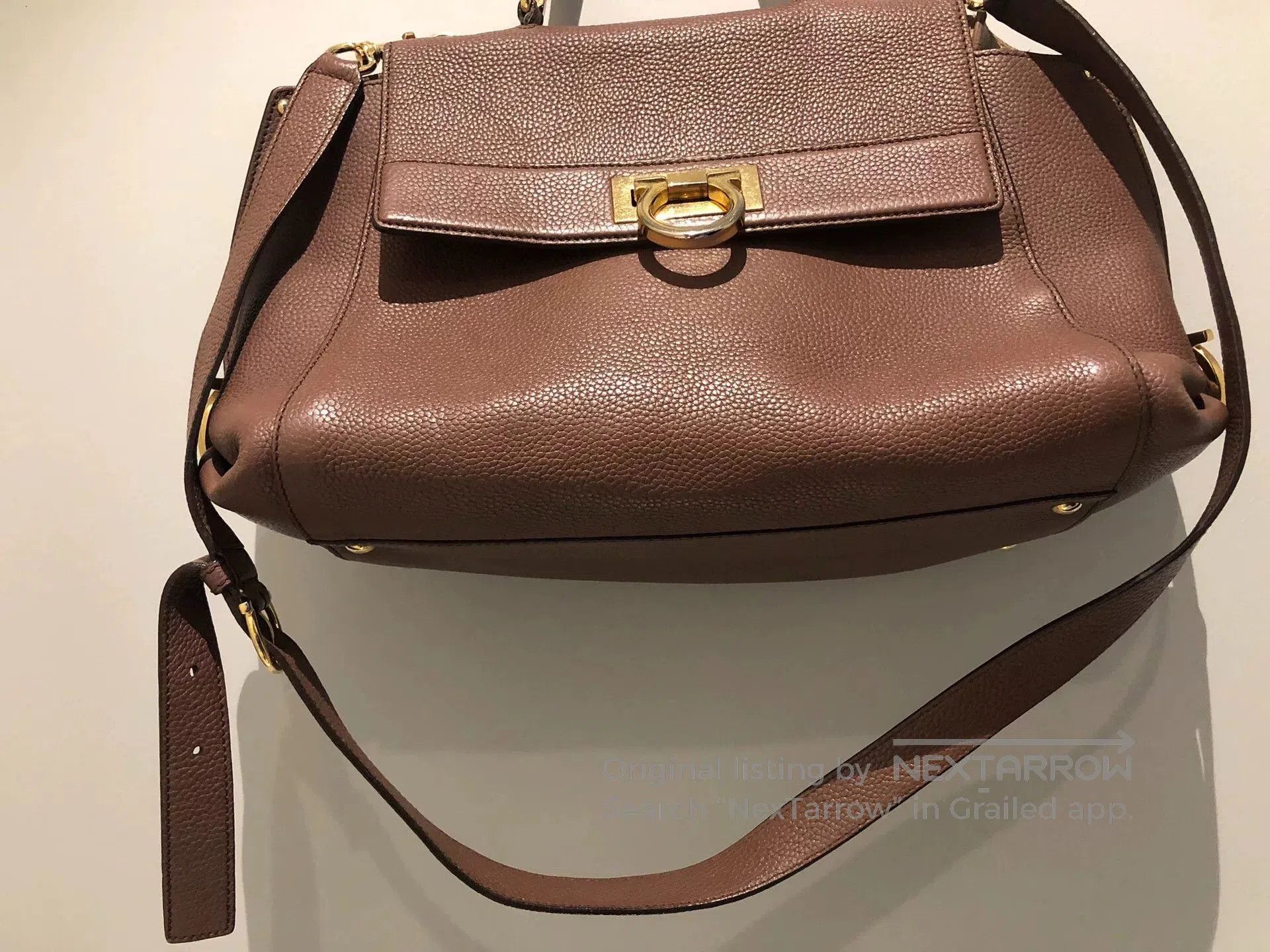 Salvatore Ferragamo Salvatore Ferragamo Red Leather Tote Shoulder Bag. Size ONE SIZE - 4 Thumbnail