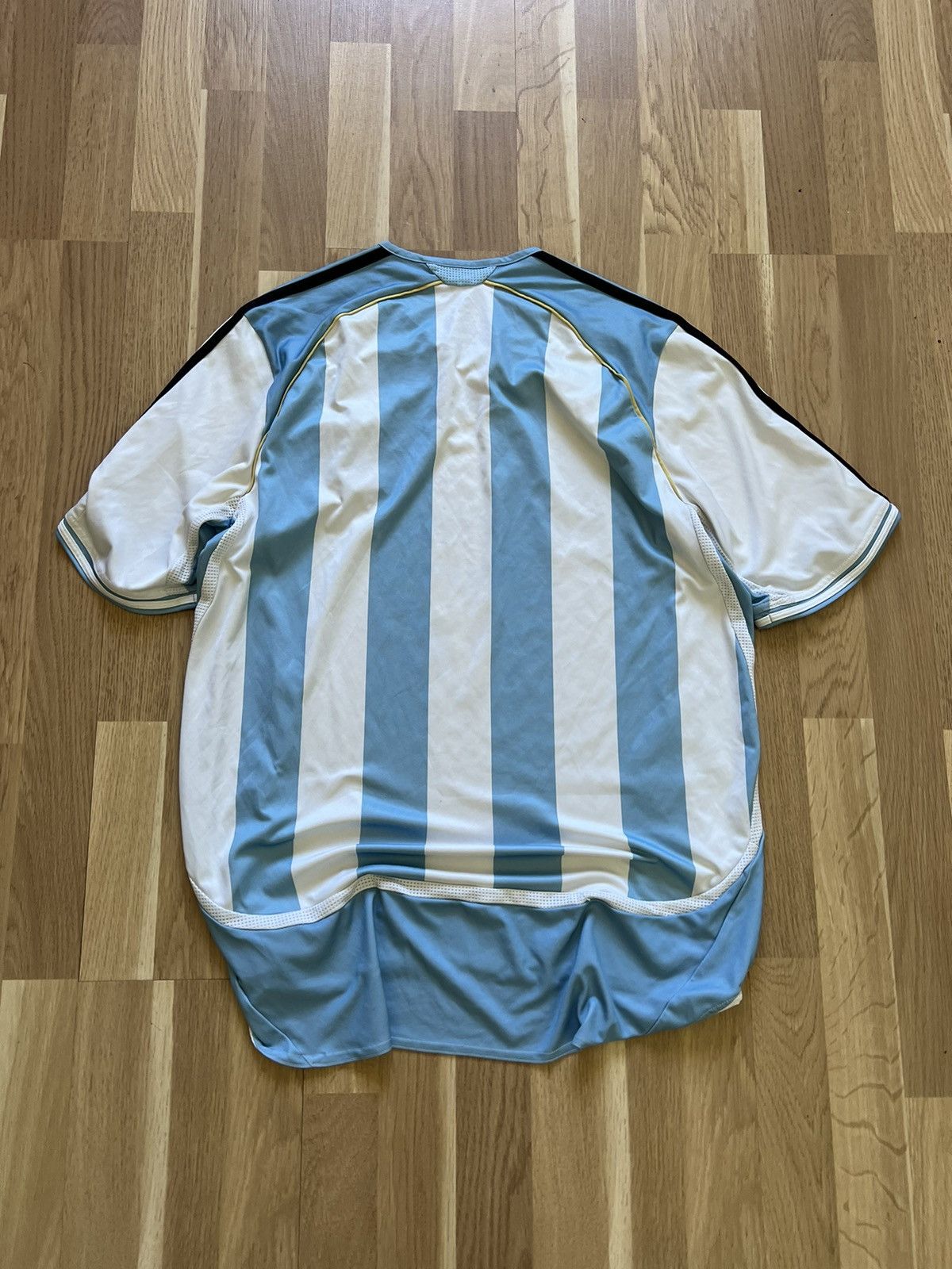Adidas × Vintage Vintage Argentina soccer football jersey 2005 adidas Size US L / EU 52-54 / 3 - 9 Thumbnail
