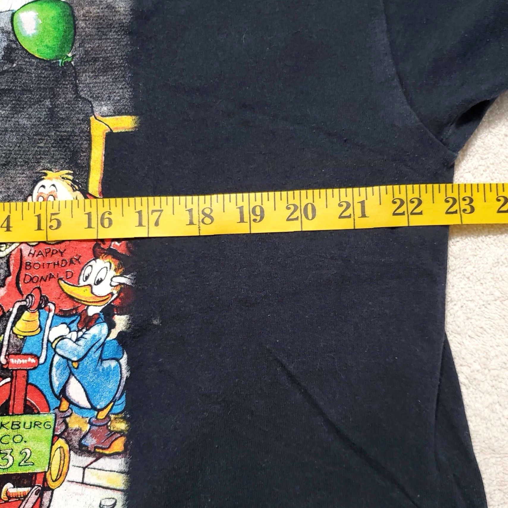 Fruit Of The Loom VINTAGE Comicon T-Shirt Pittsburgh PA 2004 RARE Donald Duck Mens XL Black Size US XL / EU 56 / 4 - 6 Thumbnail