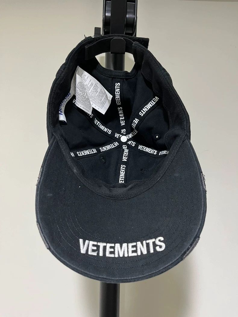 Vetements Vetements [No Negotiation] The Only Vetement on the Intern Size ONE SIZE - 2 Thumbnail