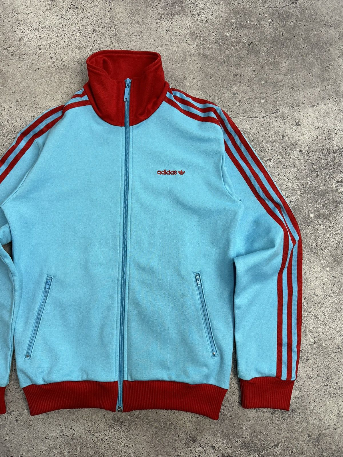 Adidas × Vintage Vintage Adidas Blokecore Track Jacket Blue Big Logo Y2K Size US S / EU 44-46 / 1 - 4 Thumbnail