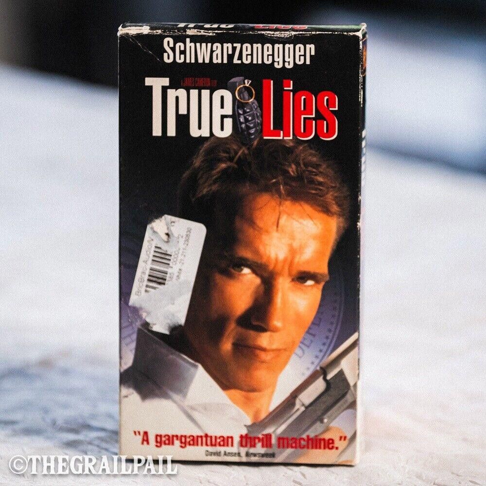 Designer True Lies VHS 1994 1st Print Schwarzenegger Curtis Excellent Size ONE SIZE - 1 Thumbnail