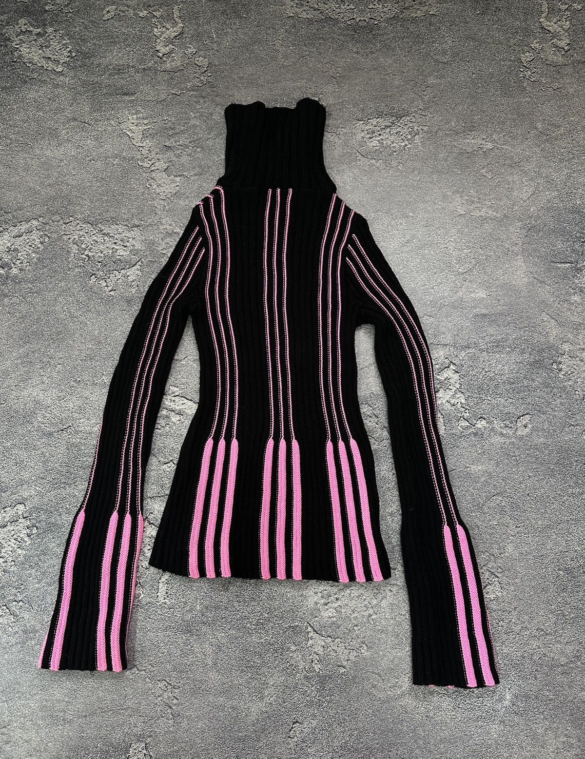 Vintage Y2K Cyber Goth Striped Turtleneck Sweater Ribbed Knit Grunge Size S / US 4 / IT 40 - 2 Thumbnail