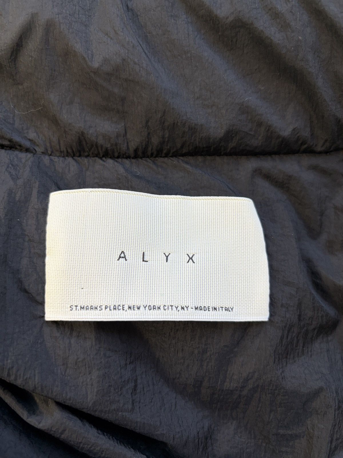 1017 ALYX 9SM 1017 ALYX 9SM Asymmetrical Puffer Vest Size US L / EU 52-54 / 3 - 9 Thumbnail
