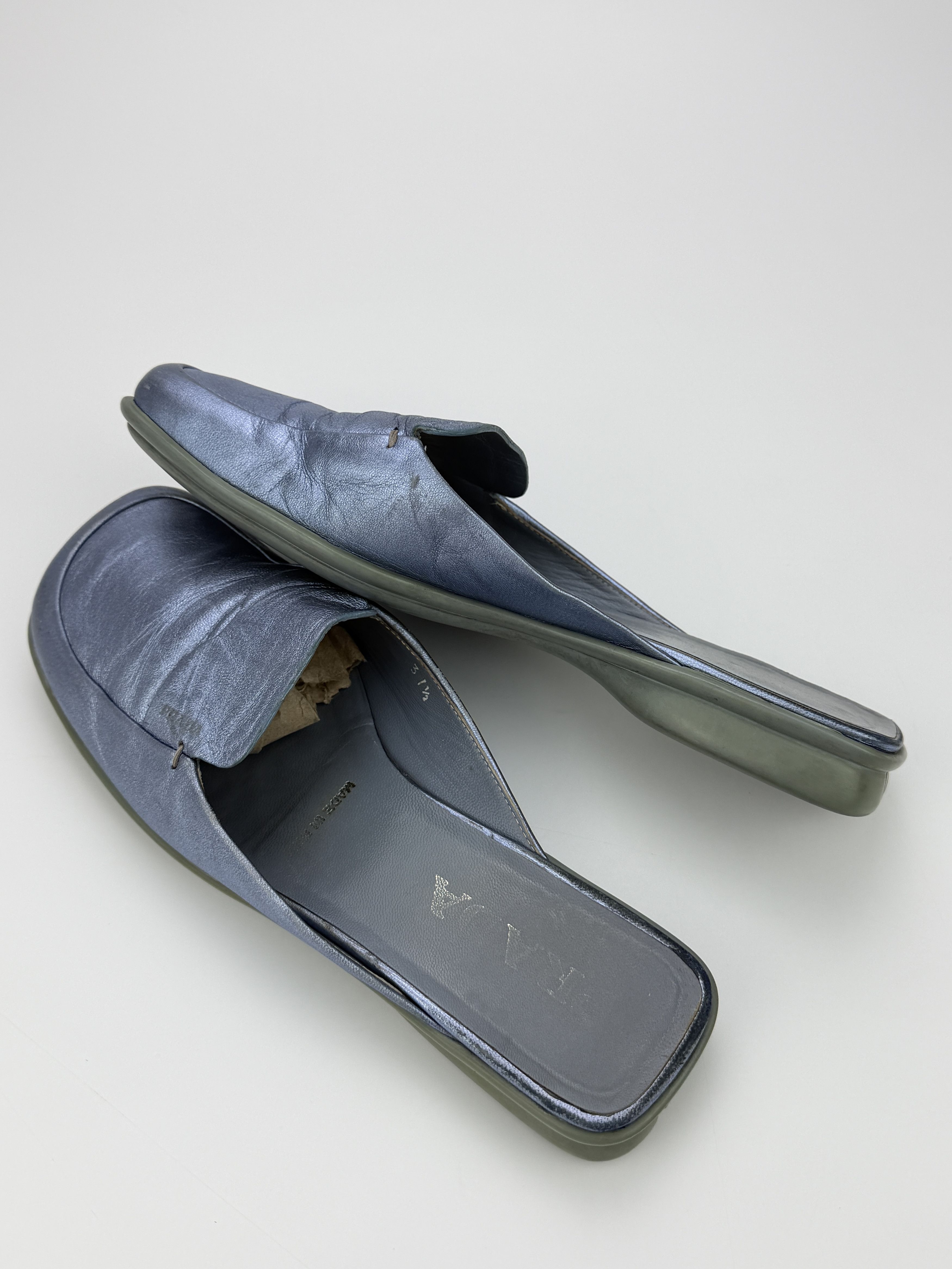 Prada Vintage Prada Blue Leather Mules Sandals Size US 7.5 / IT 37.5 - 7 Thumbnail