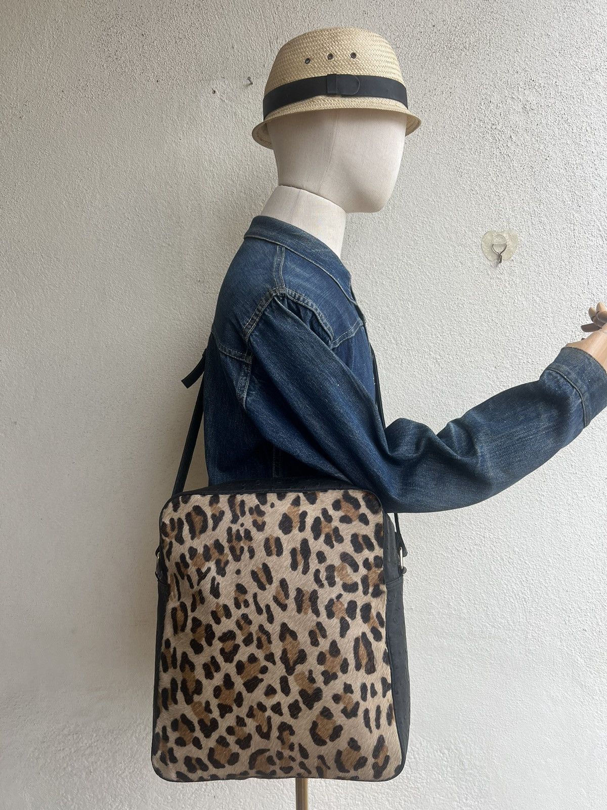 Leather Vintage GK Japan Leopard Ostrich Leather Bag Size ONE SIZE - 1 Thumbnail