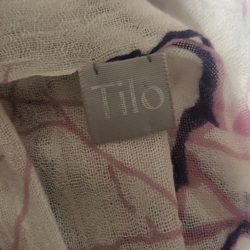 Other CT1590 Tilo Oversized White, Pink and Purple Wrap Size ONE SIZE - 4 Thumbnail