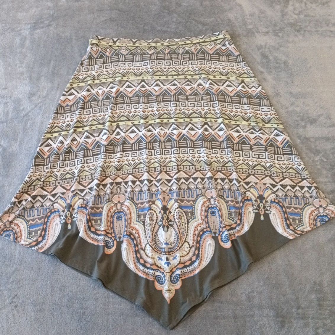 Vintage Chico's Skirt A-Line Long Green Geometric Pull On Size 2 Women's polyester spandex Elastic Waist Modern Vintage: No (note: keep to original words) Size 26" / US 2 / IT 38 - 4 Thumbnail