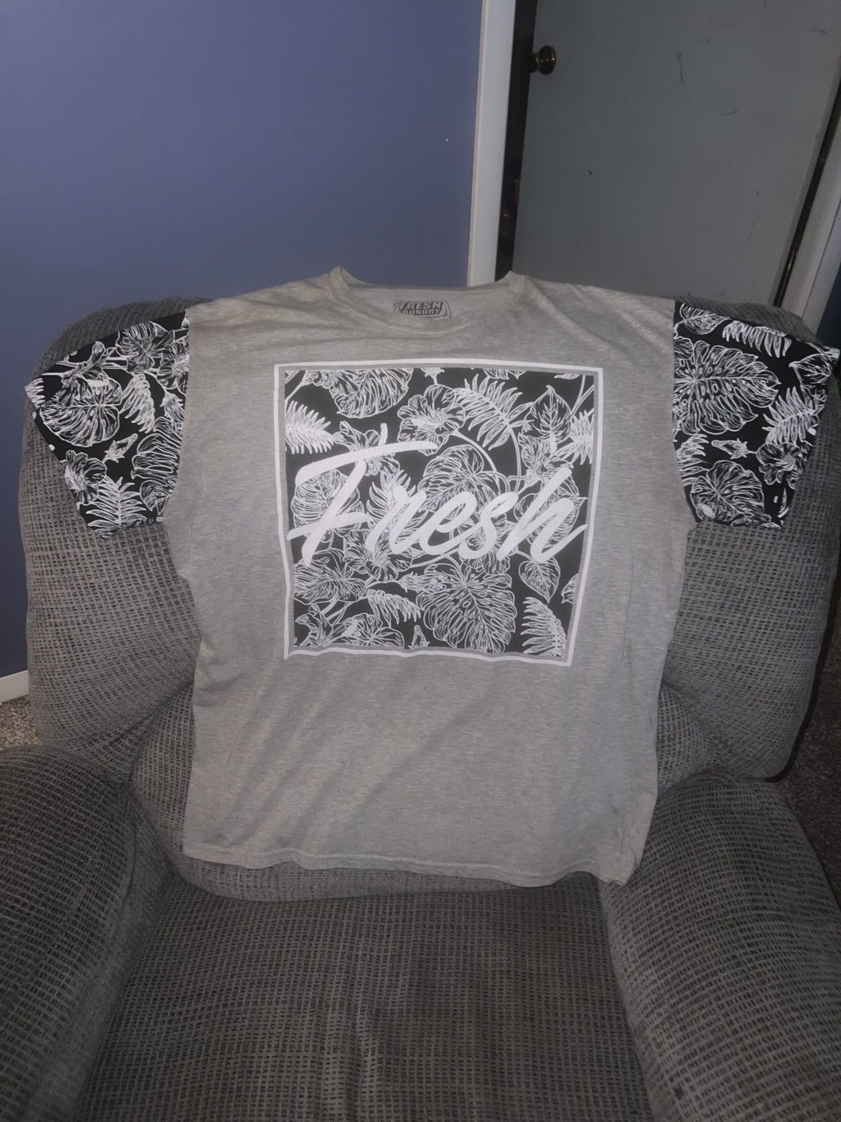 Hypebeast Fresh Laundry Fresh Tee Size US XL / EU 56 / 4 - 1 Thumbnail