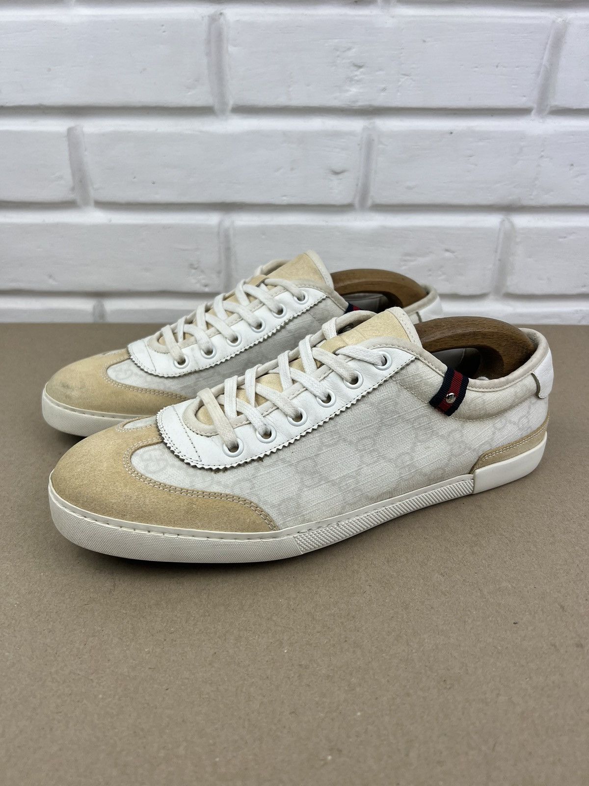 Gucci GUCCI Sneakers Suede Shoes GG Monogram Supreme Canvas White Size US 7.5 / EU 40-41 - 1 Thumbnail