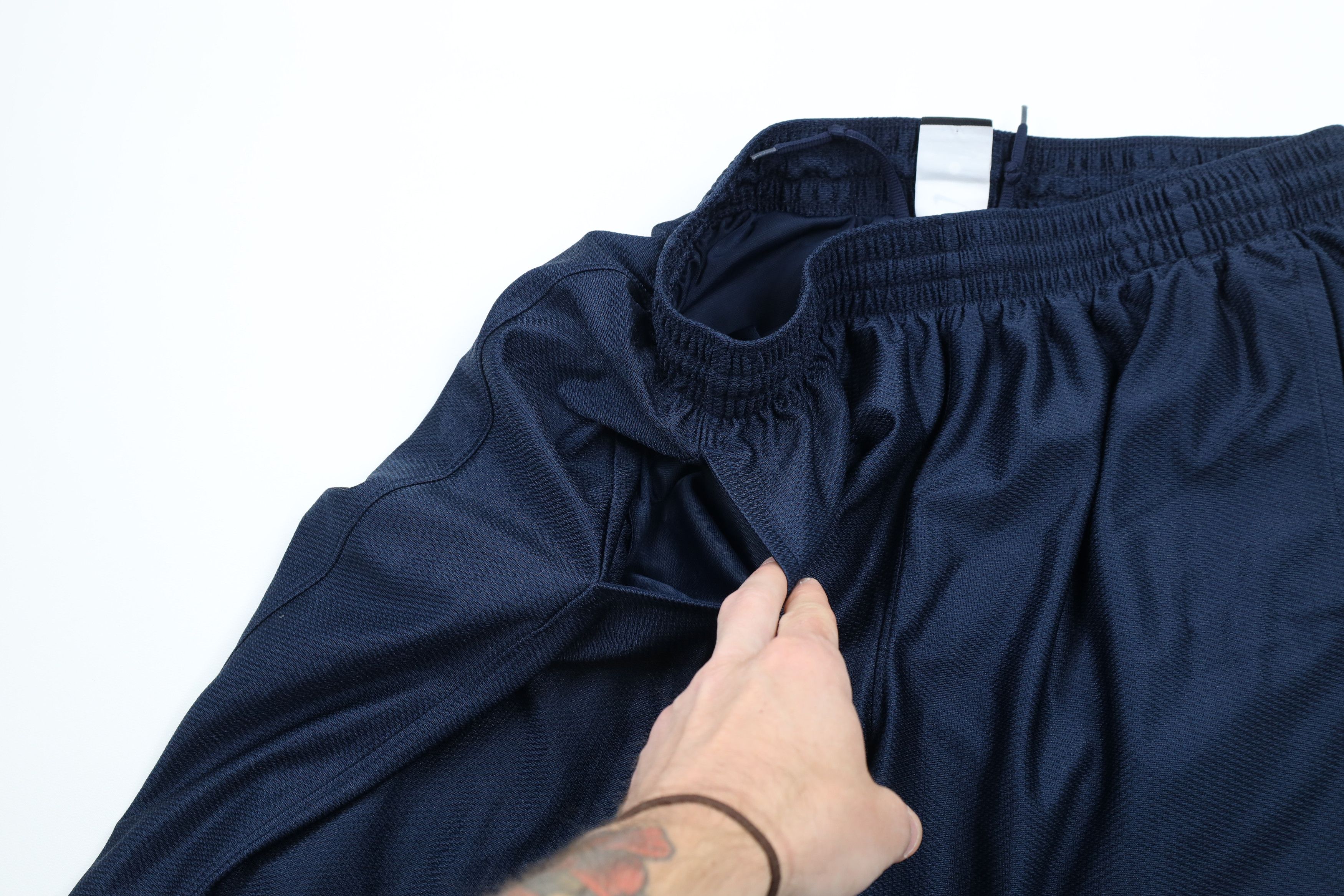 Nike × Vintage Vintage Nike Scott Mini Swoosh Above Knee Basketball Shorts Size US 34 / EU 50 - 6 Thumbnail