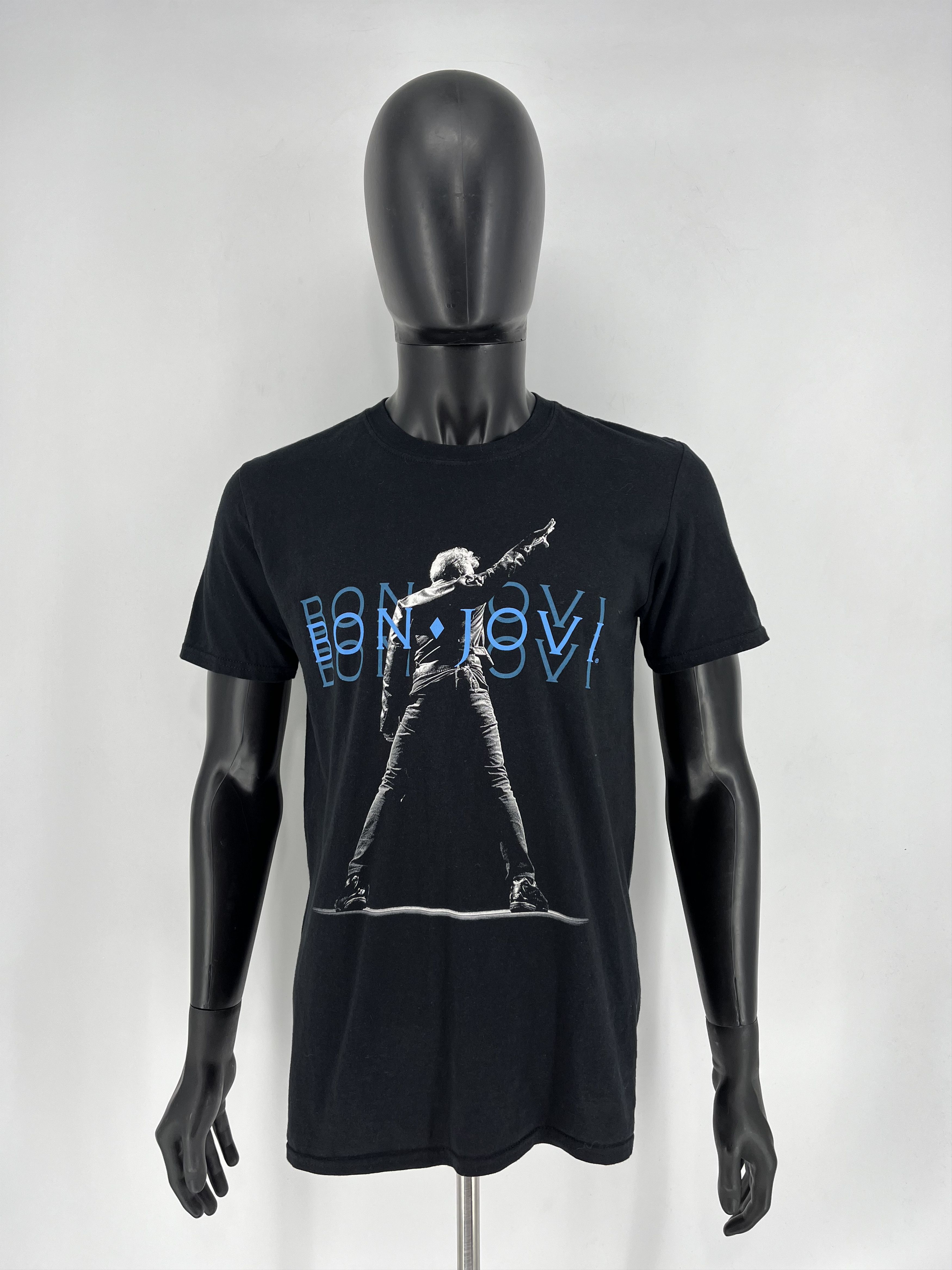 Band Tees Vintage Y2K Bon Jovi These Days Band Rock Tour Tshirt Style Size US M / EU 48-50 / 2 - 2 Thumbnail