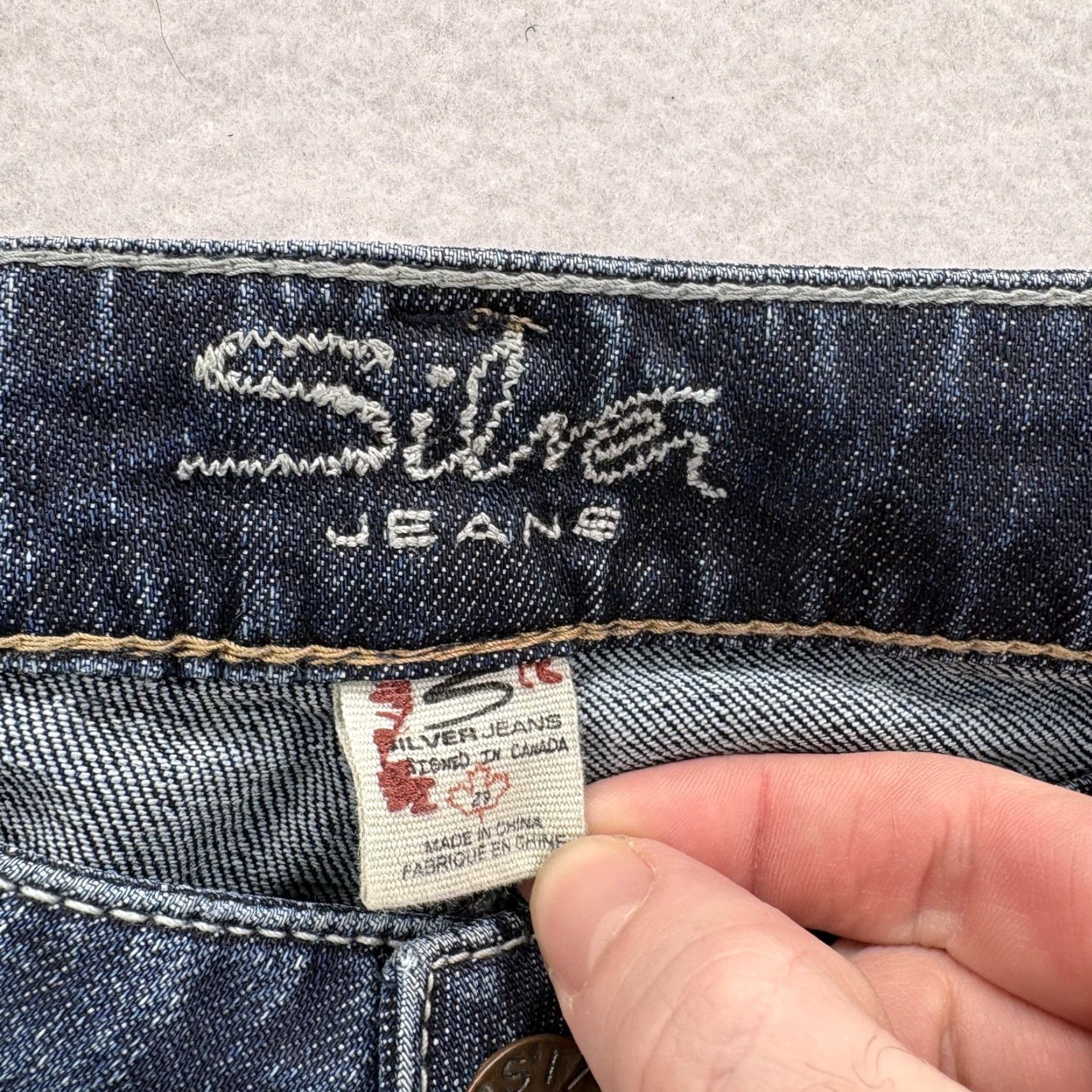 Silver Jeans Co. Silver Jeans Lydia Straight Womens 29x32 Dark Wash Mid Rise Jeans Y2K Grunge Size 29" - 5 Thumbnail