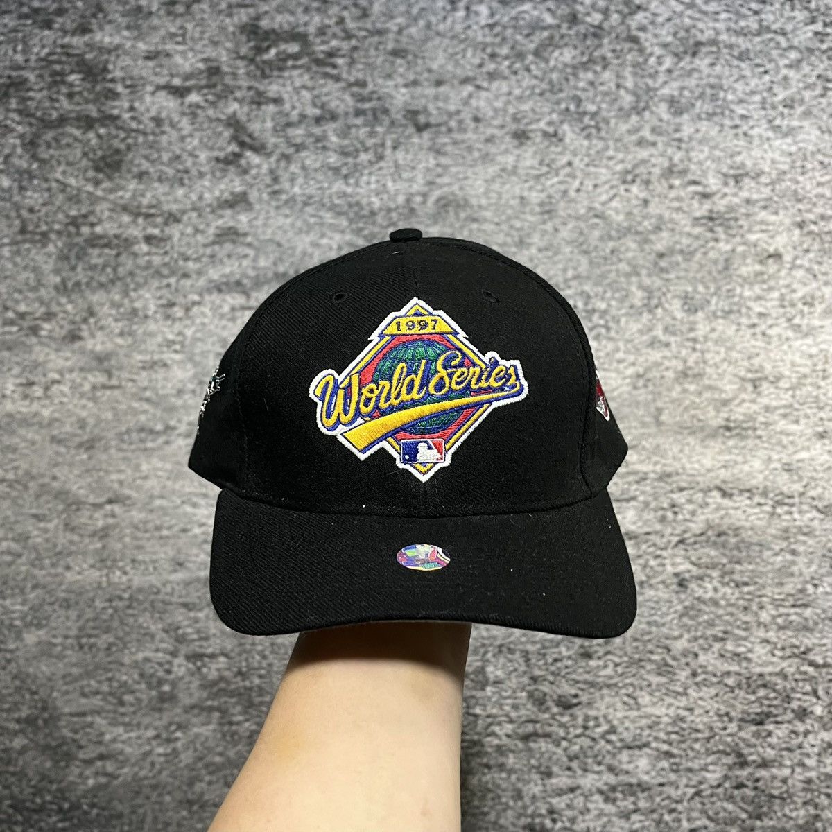 Vintage Vintage 1997 World Series MLB Indians Marlins Snapback Hat Size ONE SIZE - 1 Thumbnail