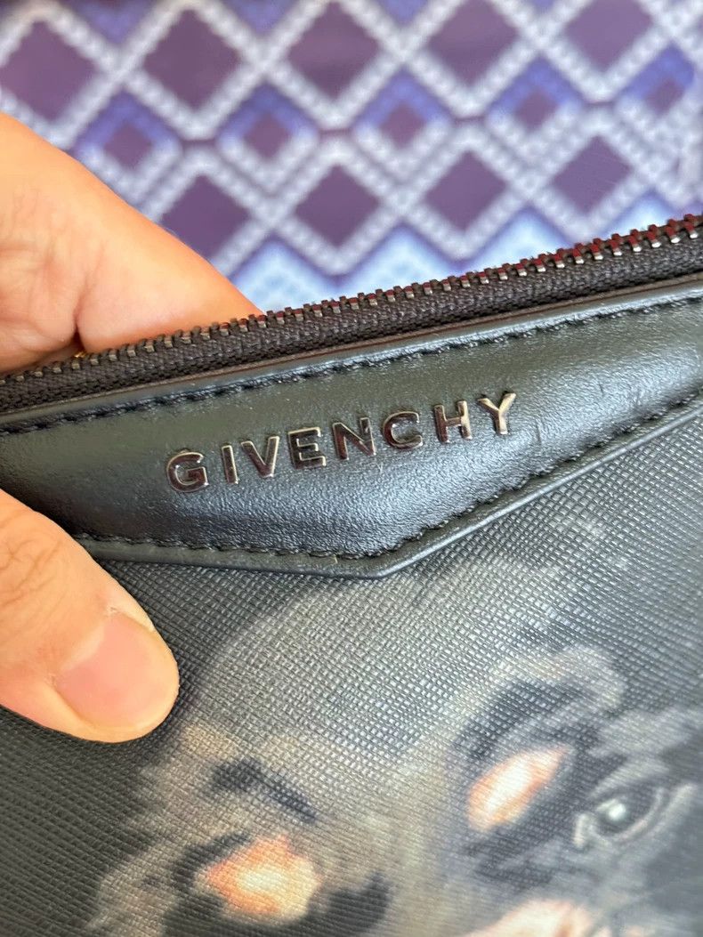 Givenchy Givenchy Men's Handbag Size ONE SIZE - 2 Thumbnail